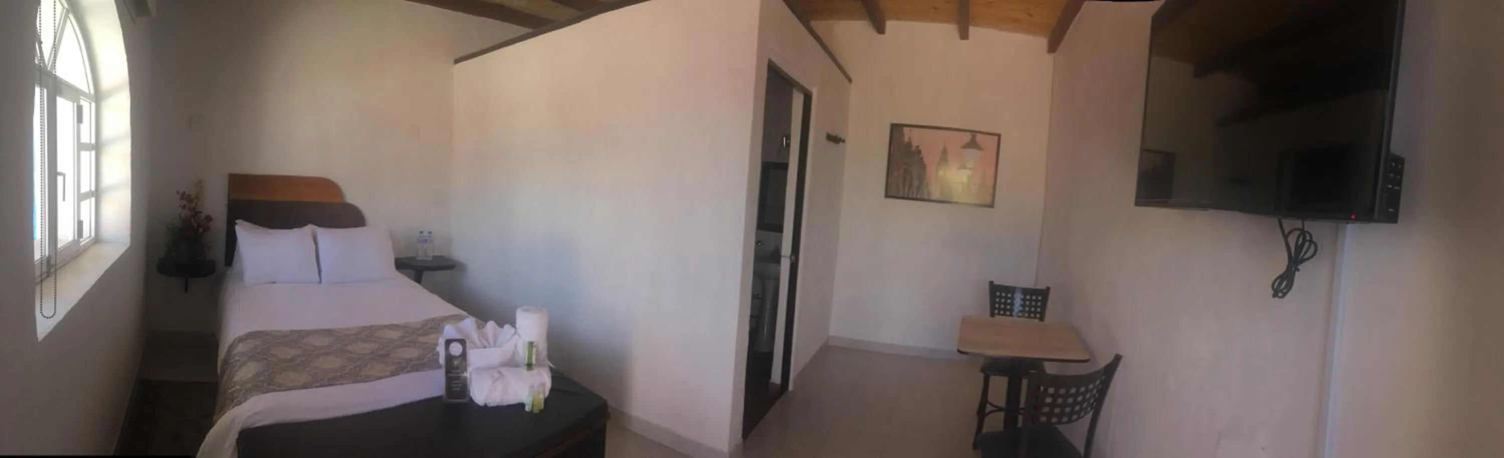 Bed in Regis Hotel Boutique