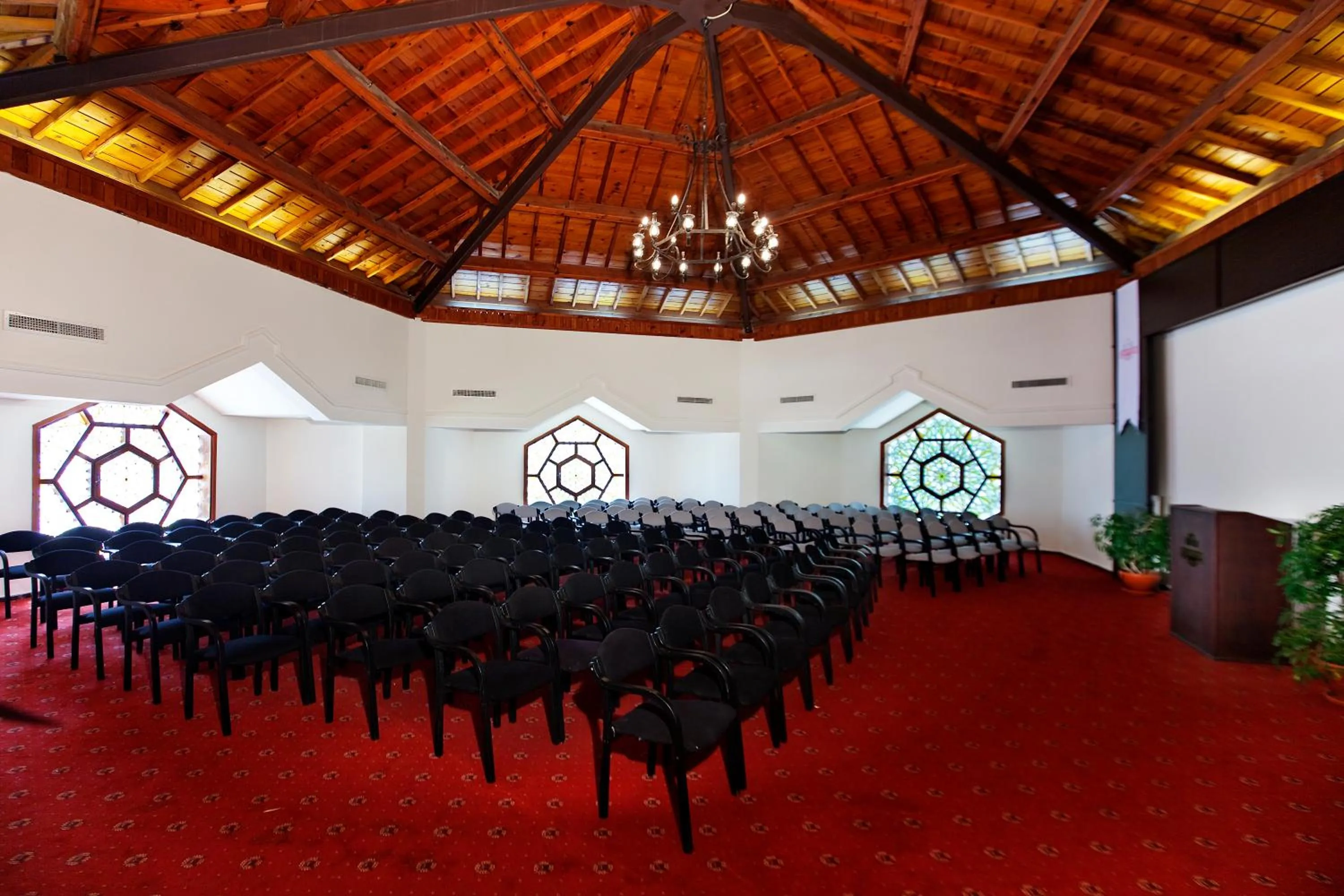 Business facilities in Champion Holiday Village