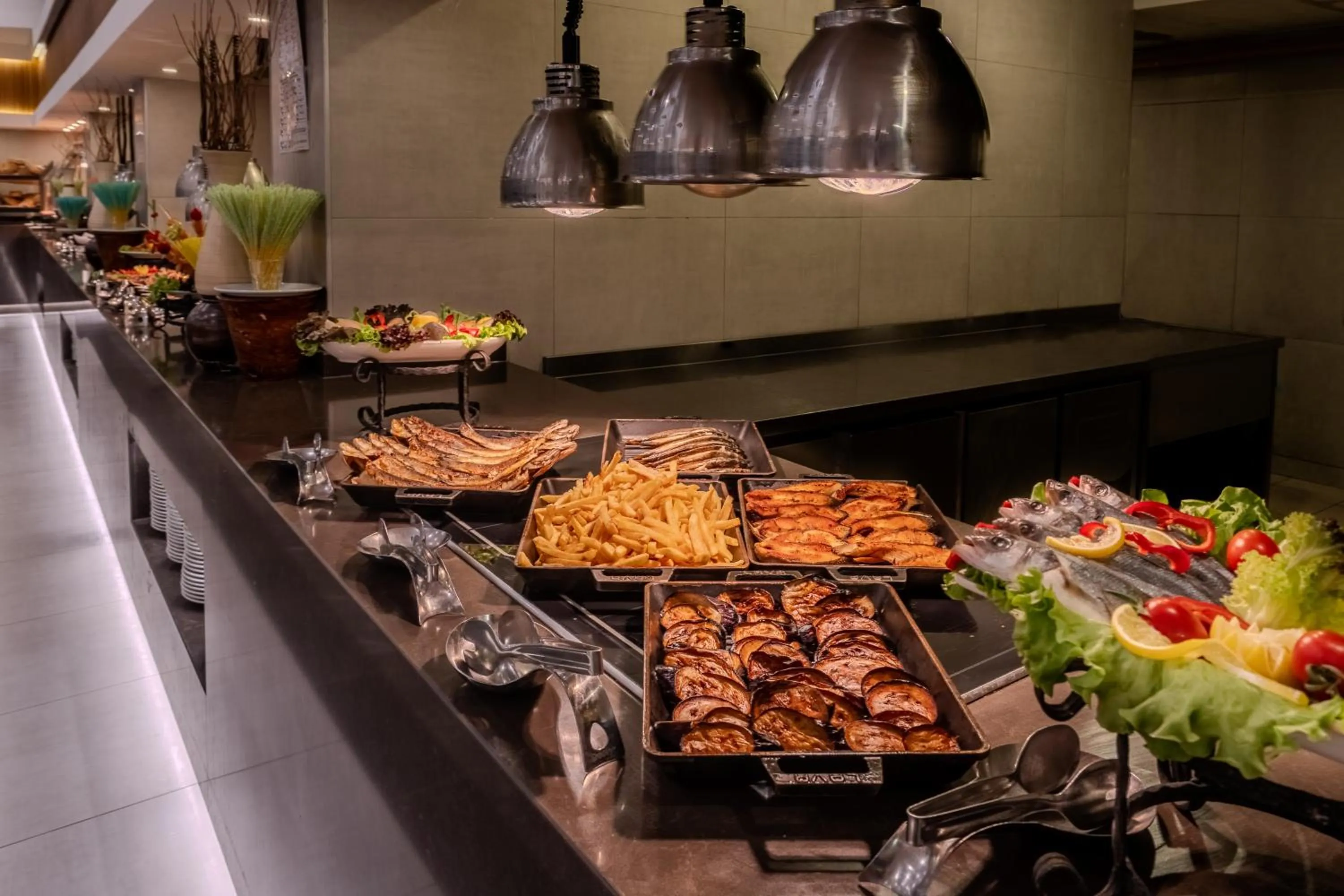 Restaurant/places to eat in Champion Holiday Village