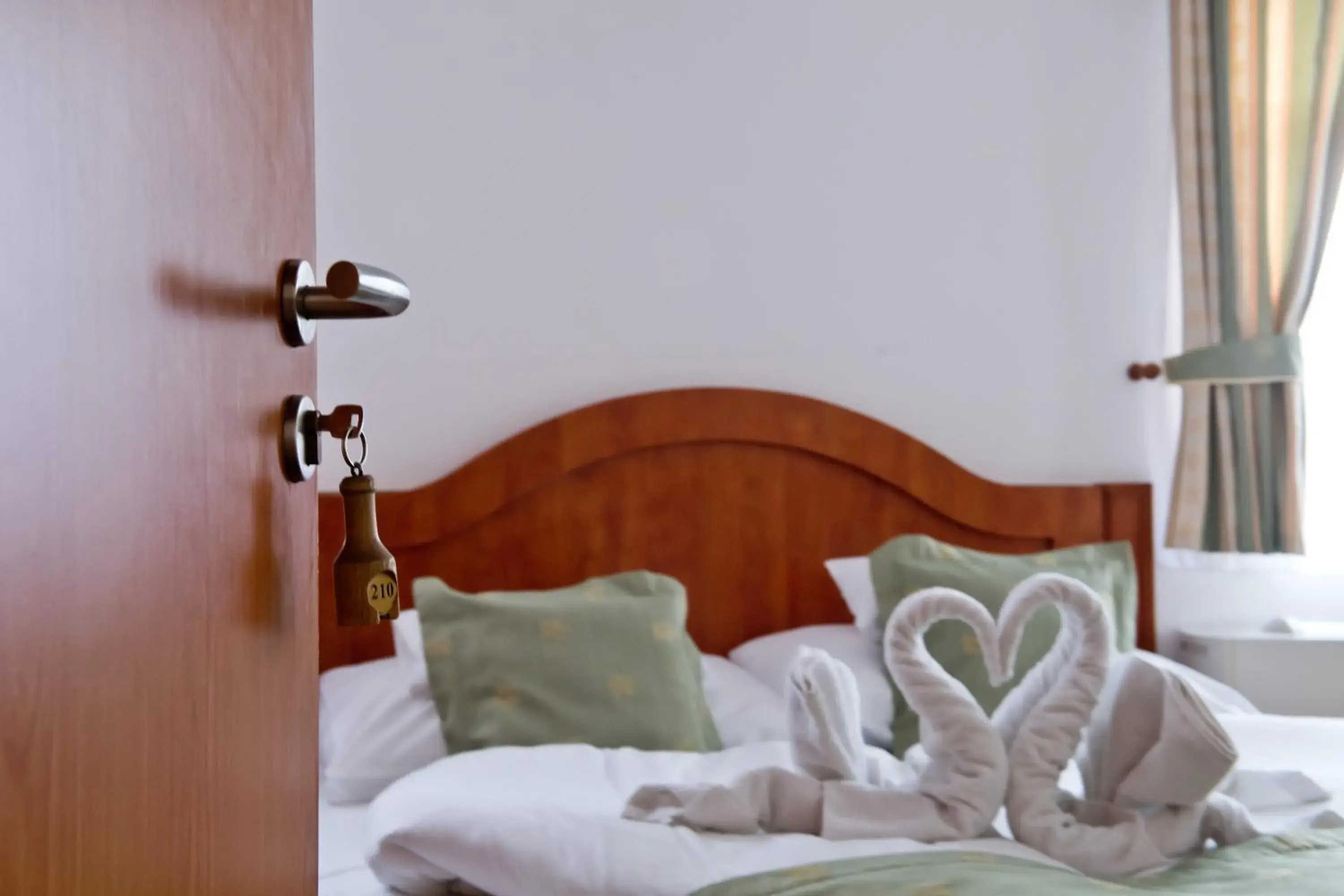 Standard Queen Room in Toldi Fogadó Standard Queen Room in Toldi Fogadó