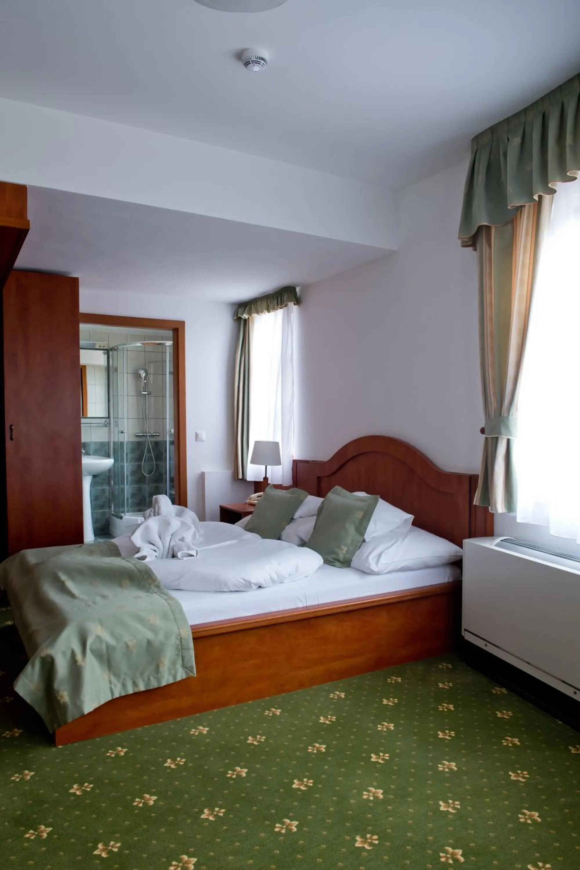 Bedroom, Bed in Toldi Fogadó