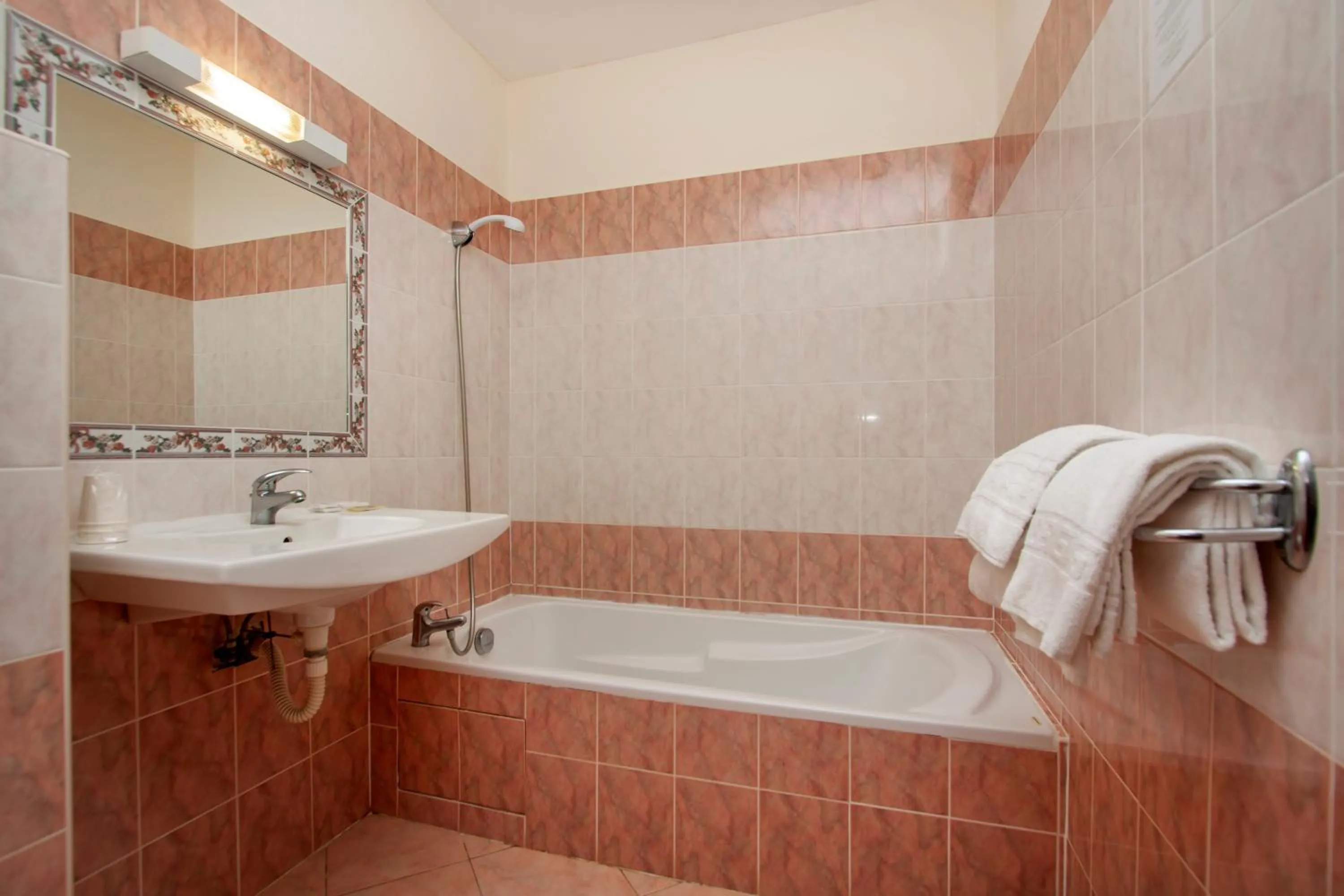 Bathroom in Hotel Arcu Di Sole