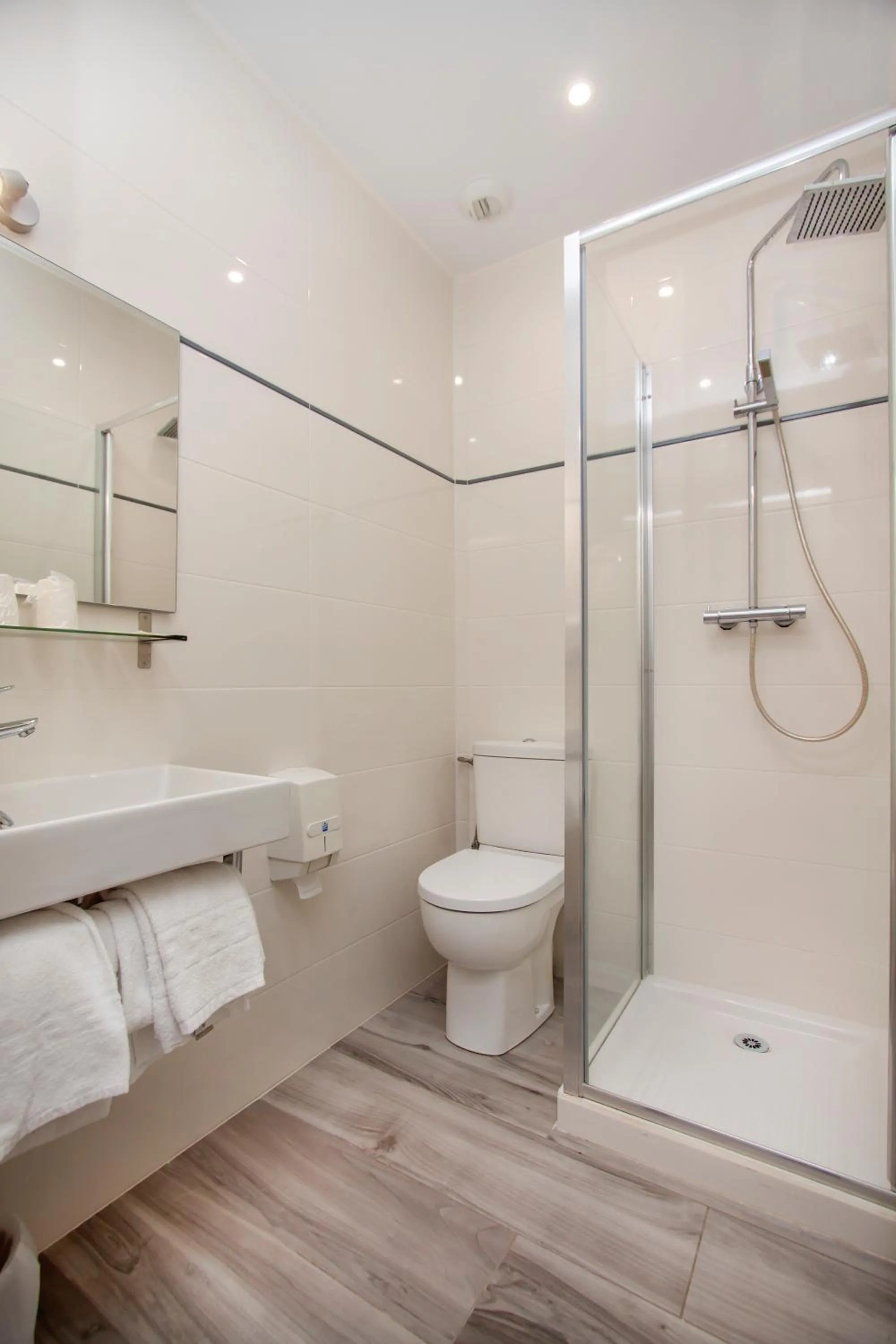 Bathroom in Hotel Arcu Di Sole