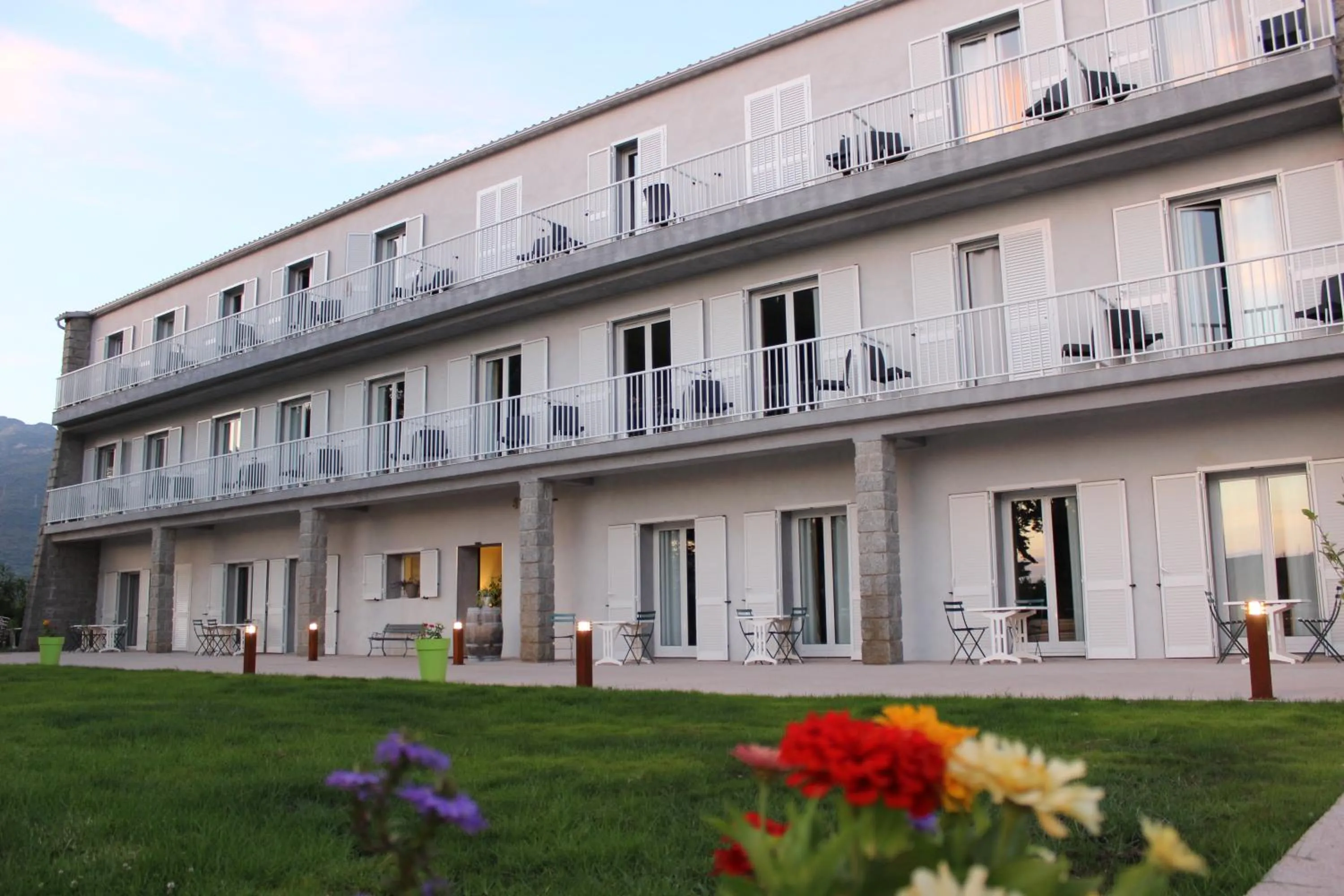 Property building in Hotel Arcu Di Sole