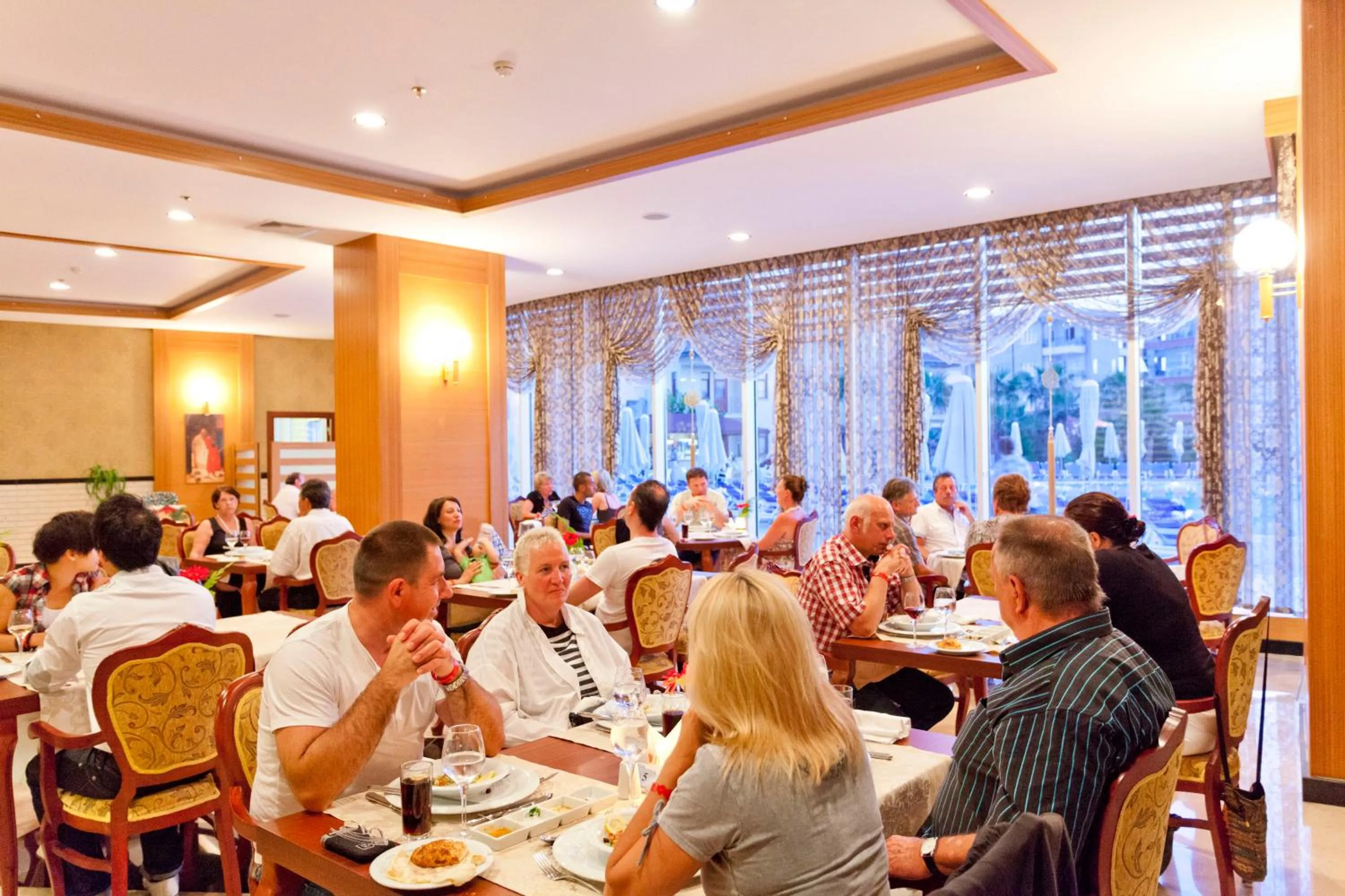 Lunch in Narcia Resort Side - Ultra All Inclusive