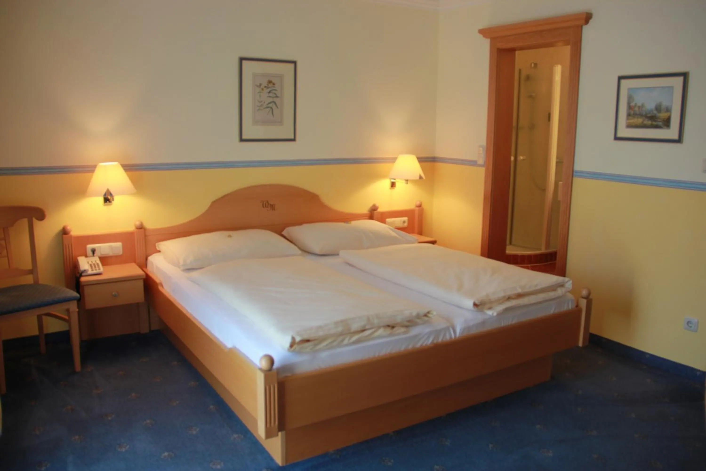 Bedroom, Bed in Hotel-Pension Wagnermigl