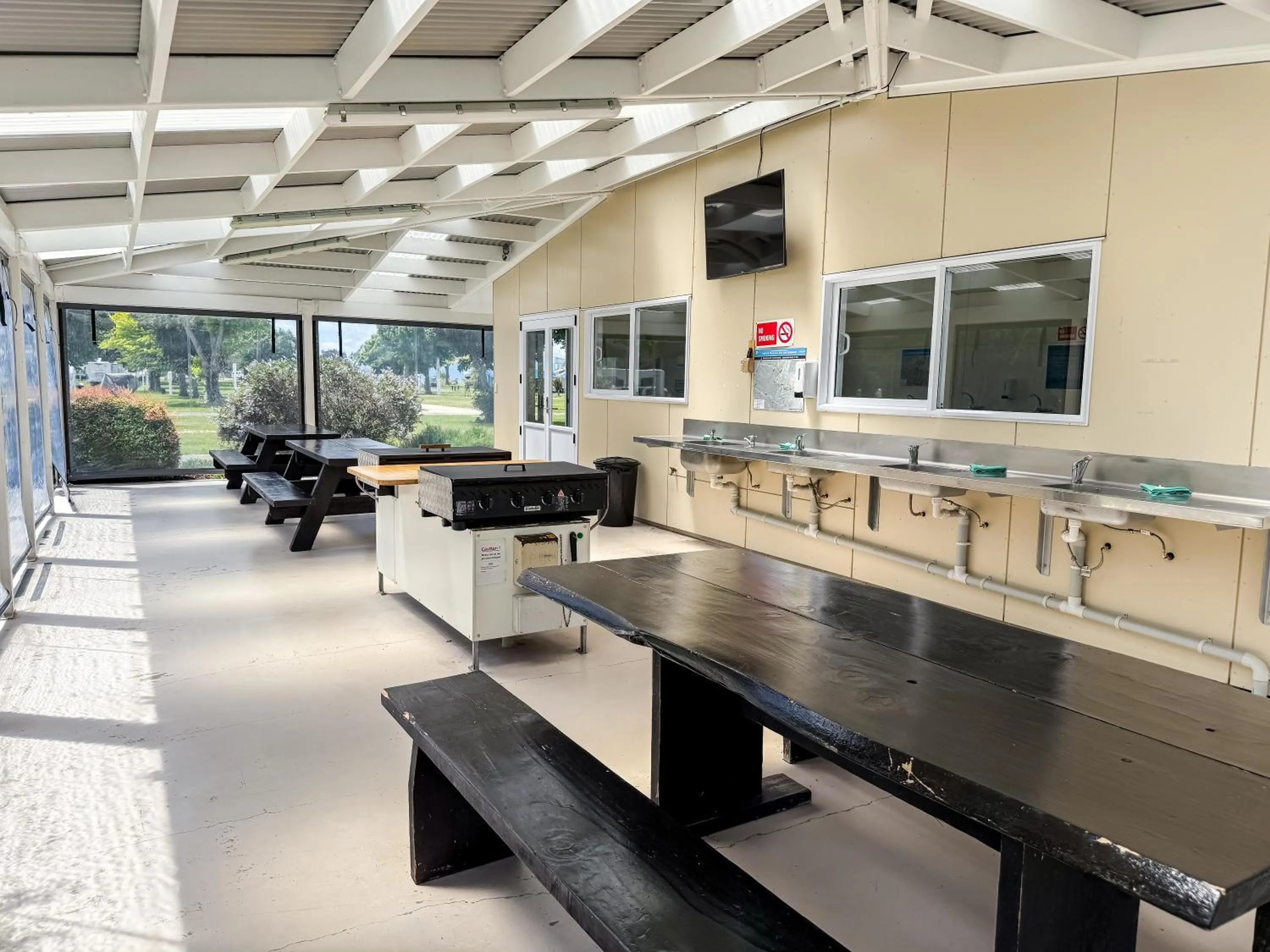 Kaiteriteri Recreation Reserve Cabins