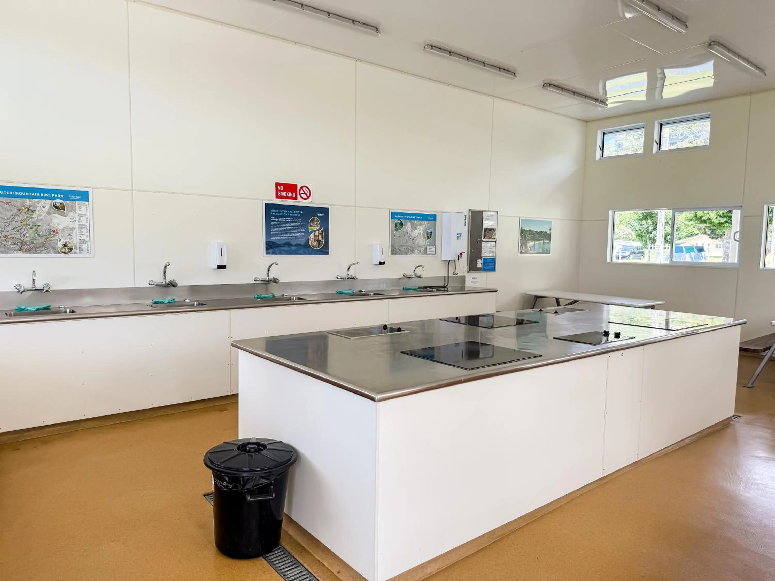 Kaiteriteri Recreation Reserve Cabins