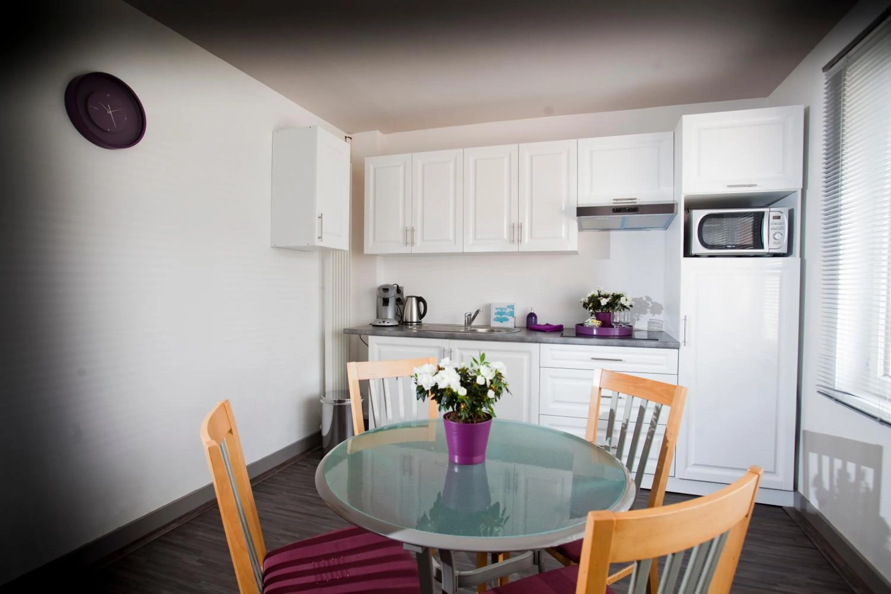 Coffee/tea facilities in B&B Luxe Suites 1-2-3