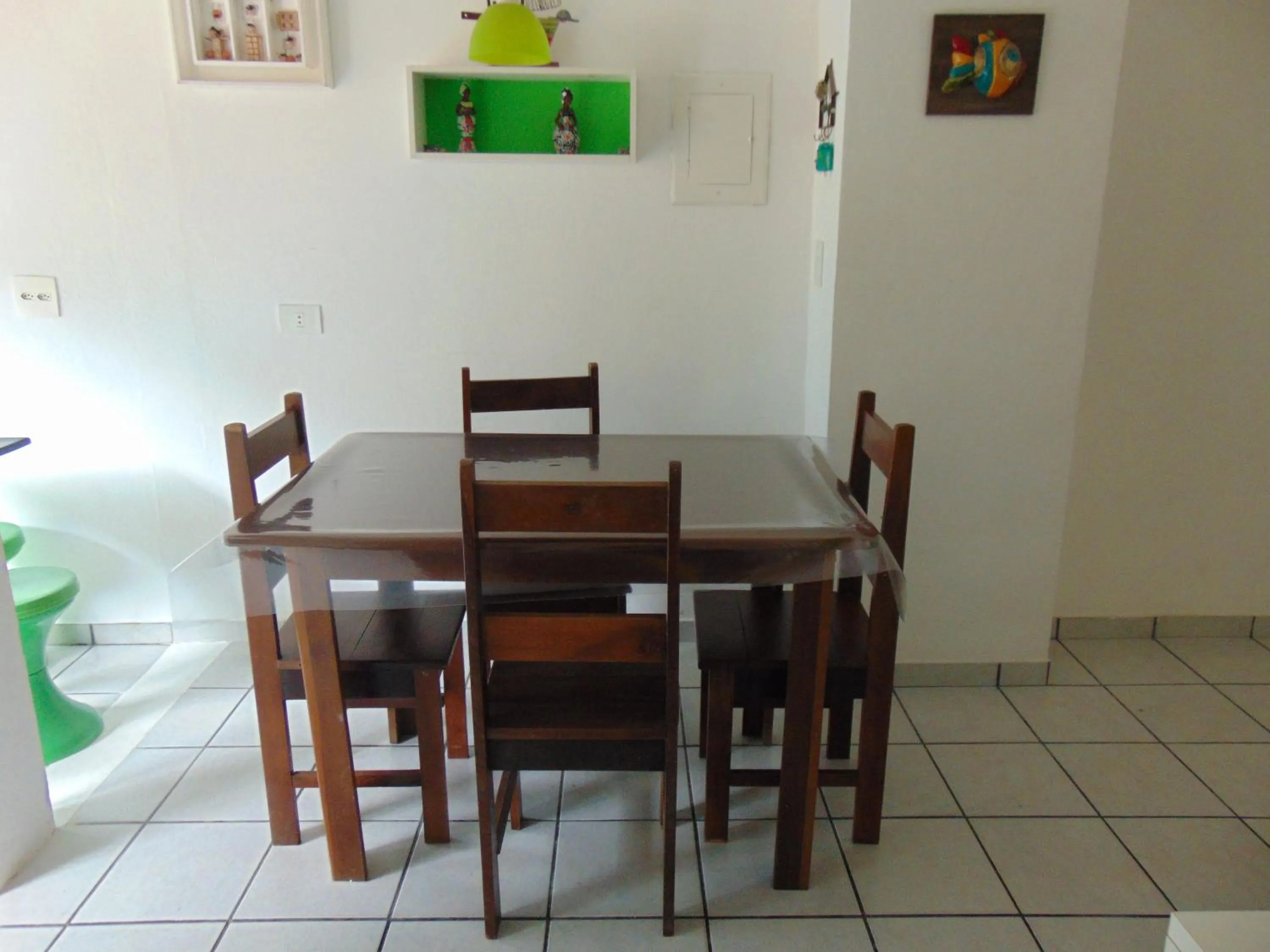 Communal kitchen in Casa em condomínio
