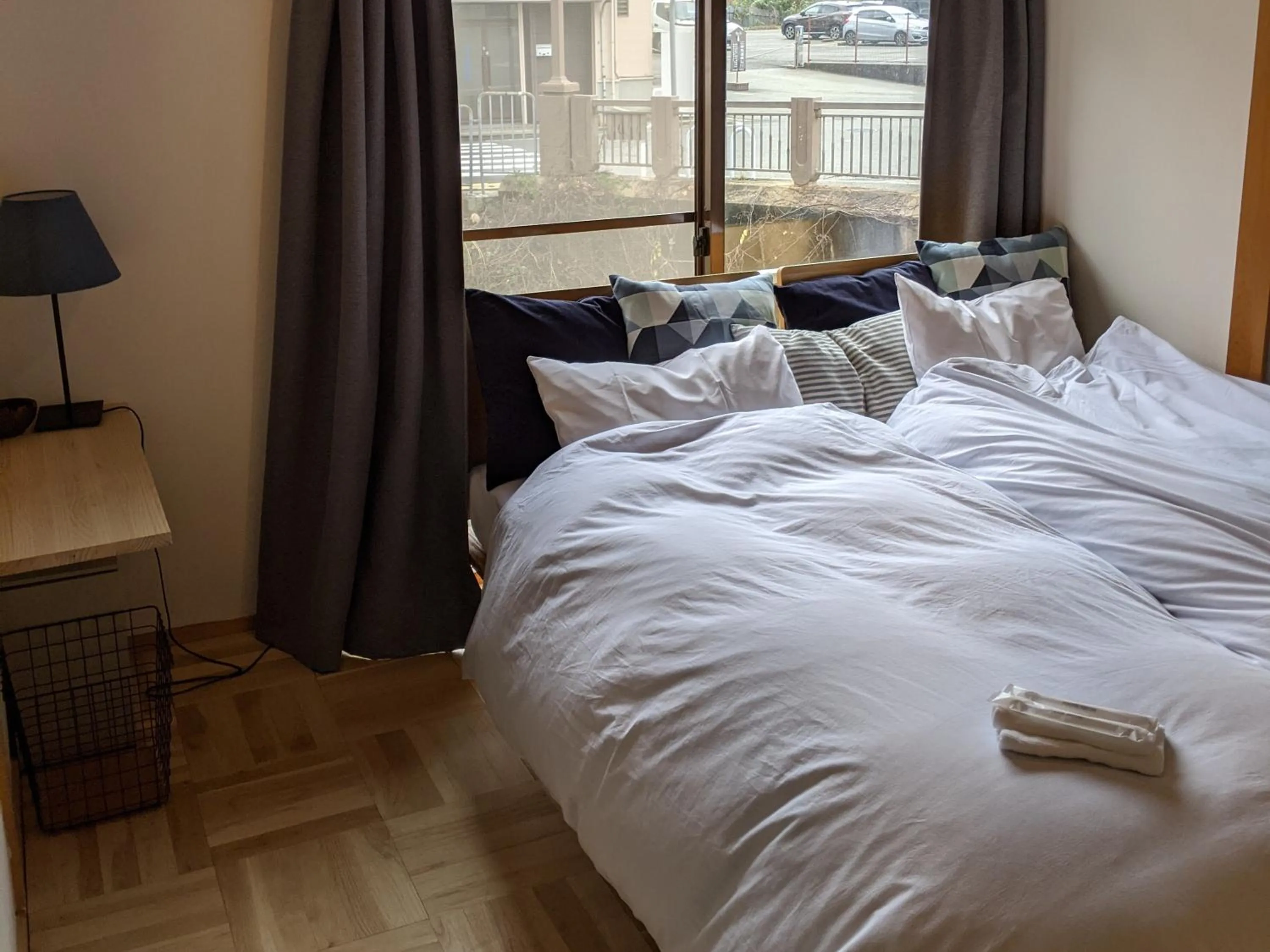 Bed in Brücke Arima KOBE