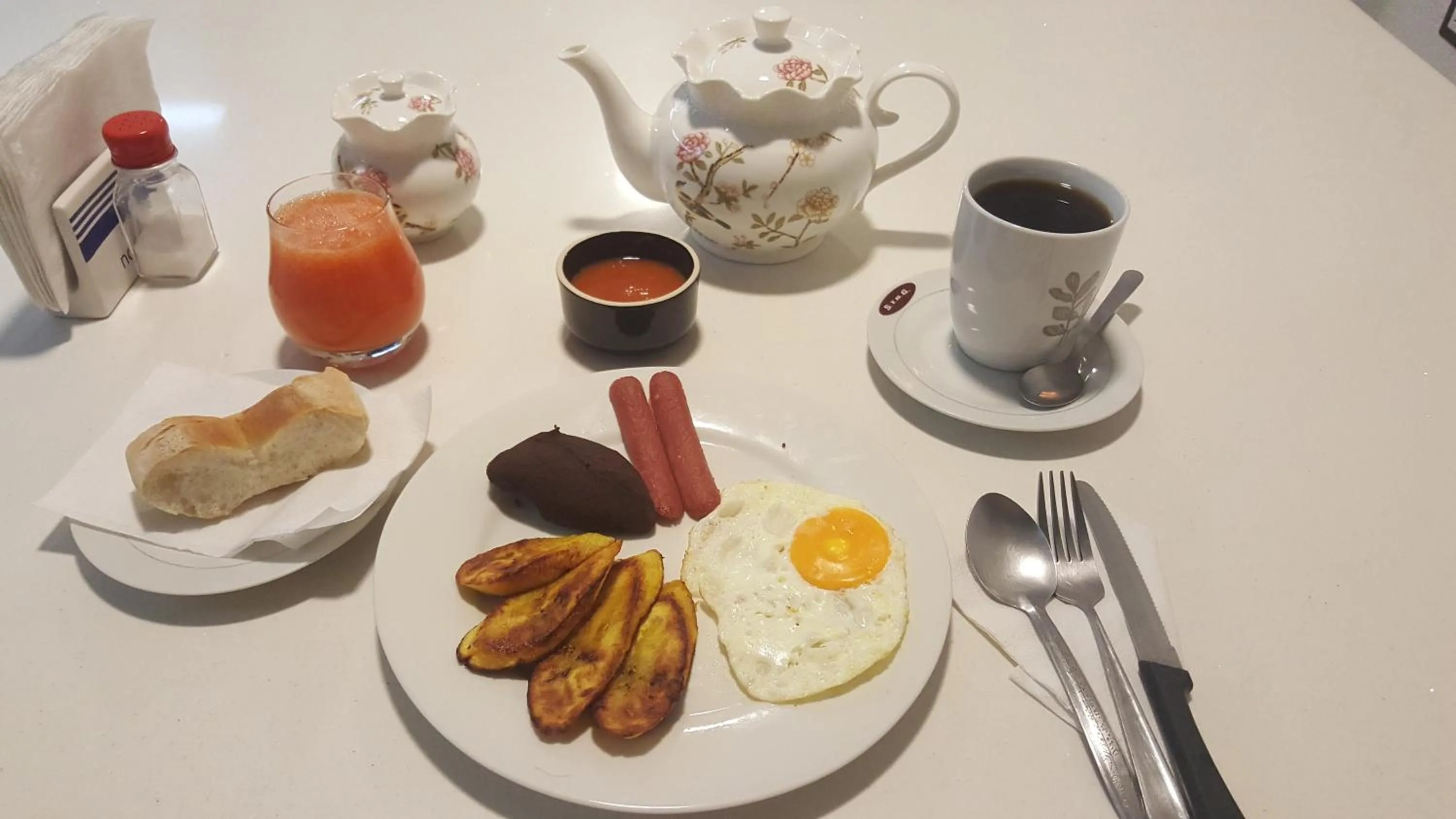 Breakfast in La Capitanía