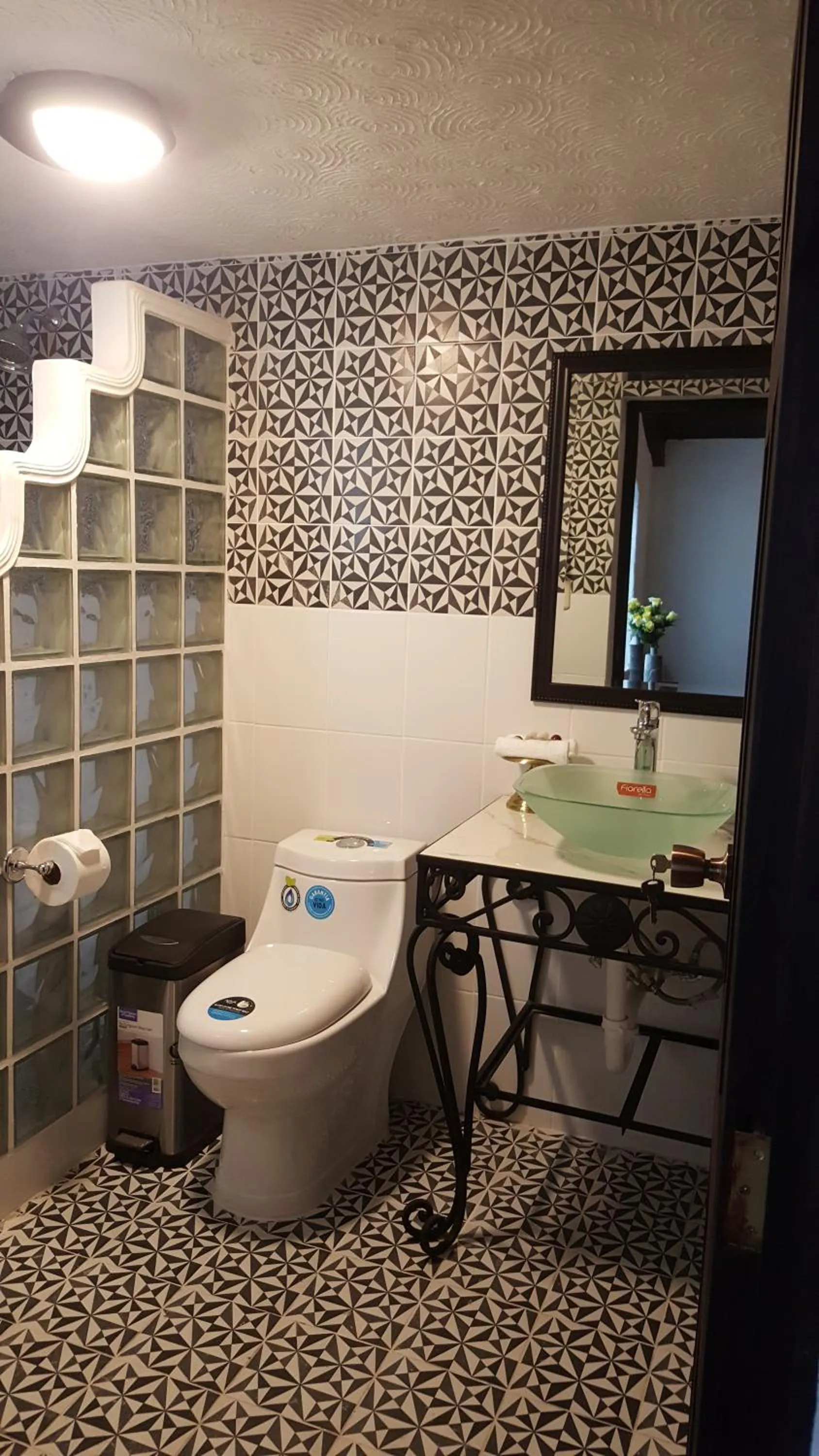 Toilet in La Capitanía