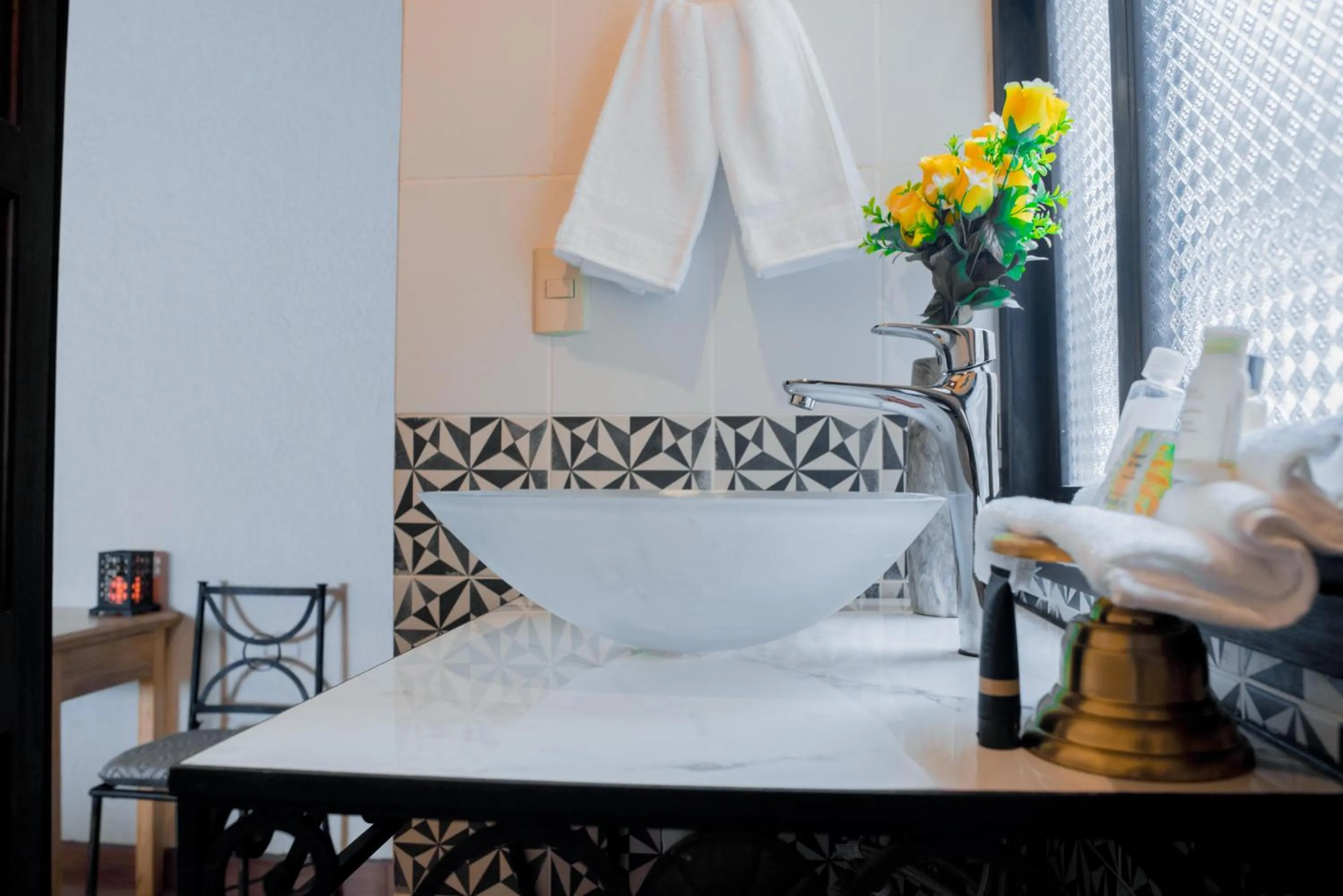 Bathroom, Bed in La Capitanía