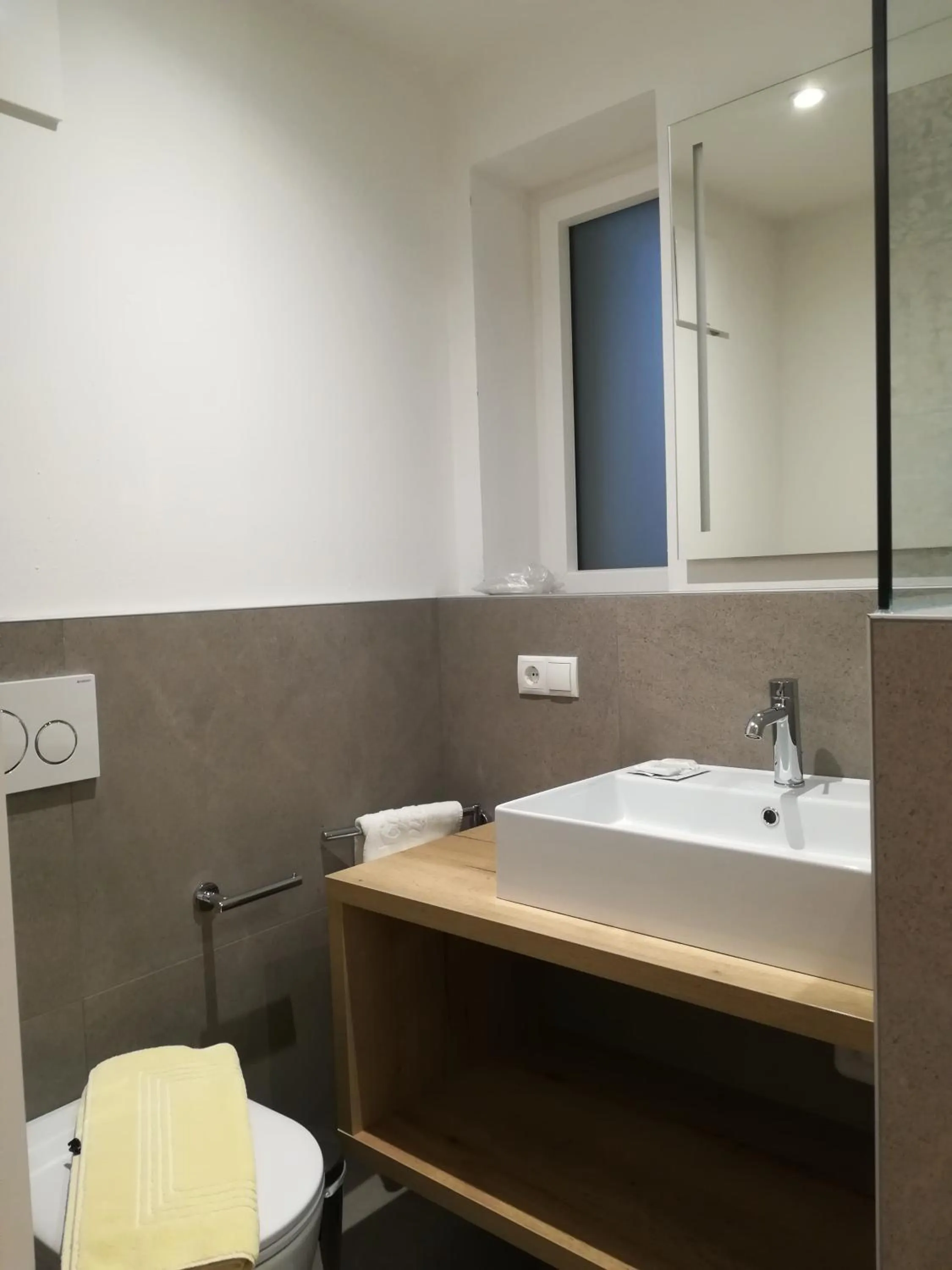 Bathroom in Garni Brunnenhof