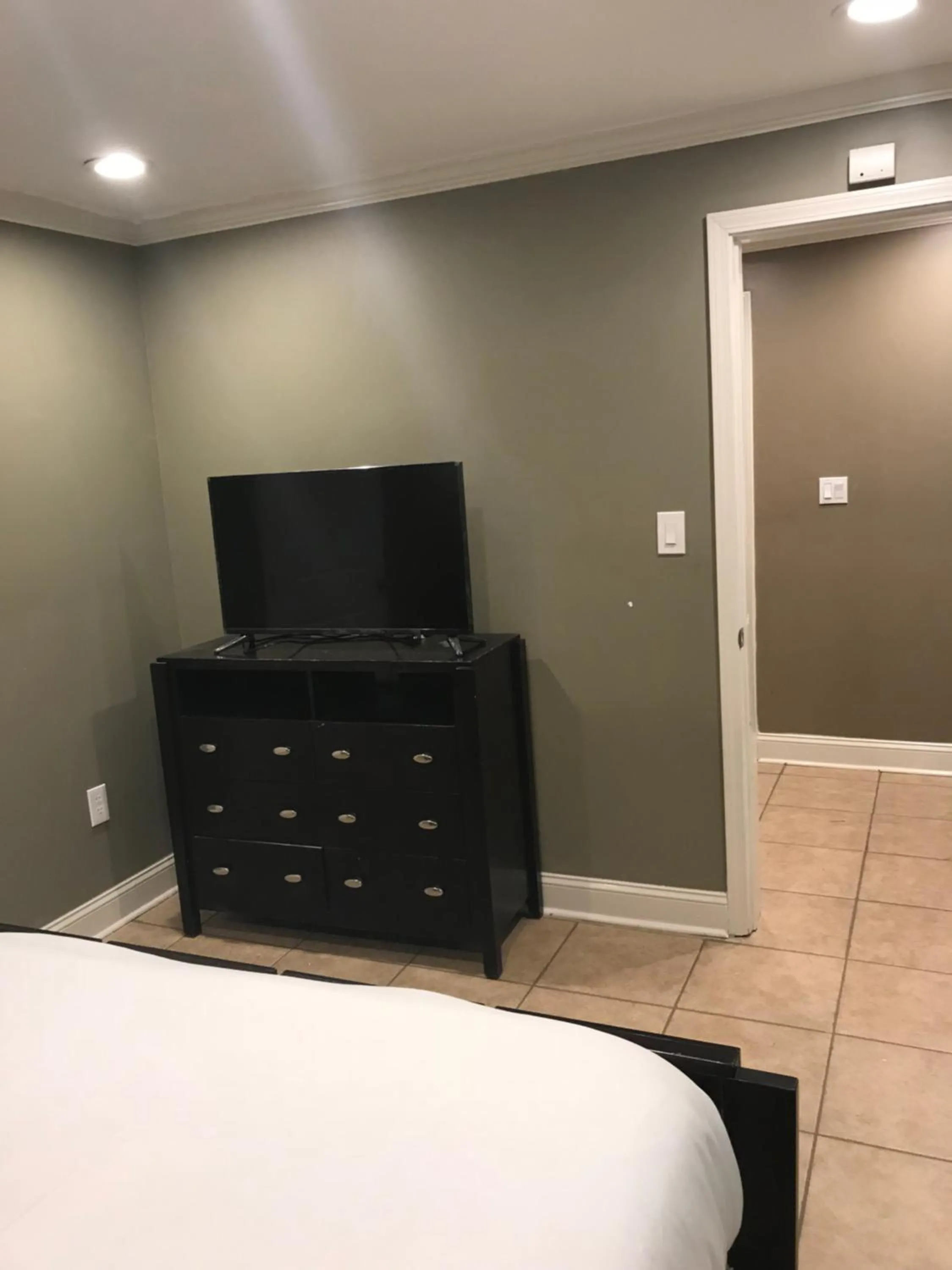 Bedroom, Bed in Flint Hill