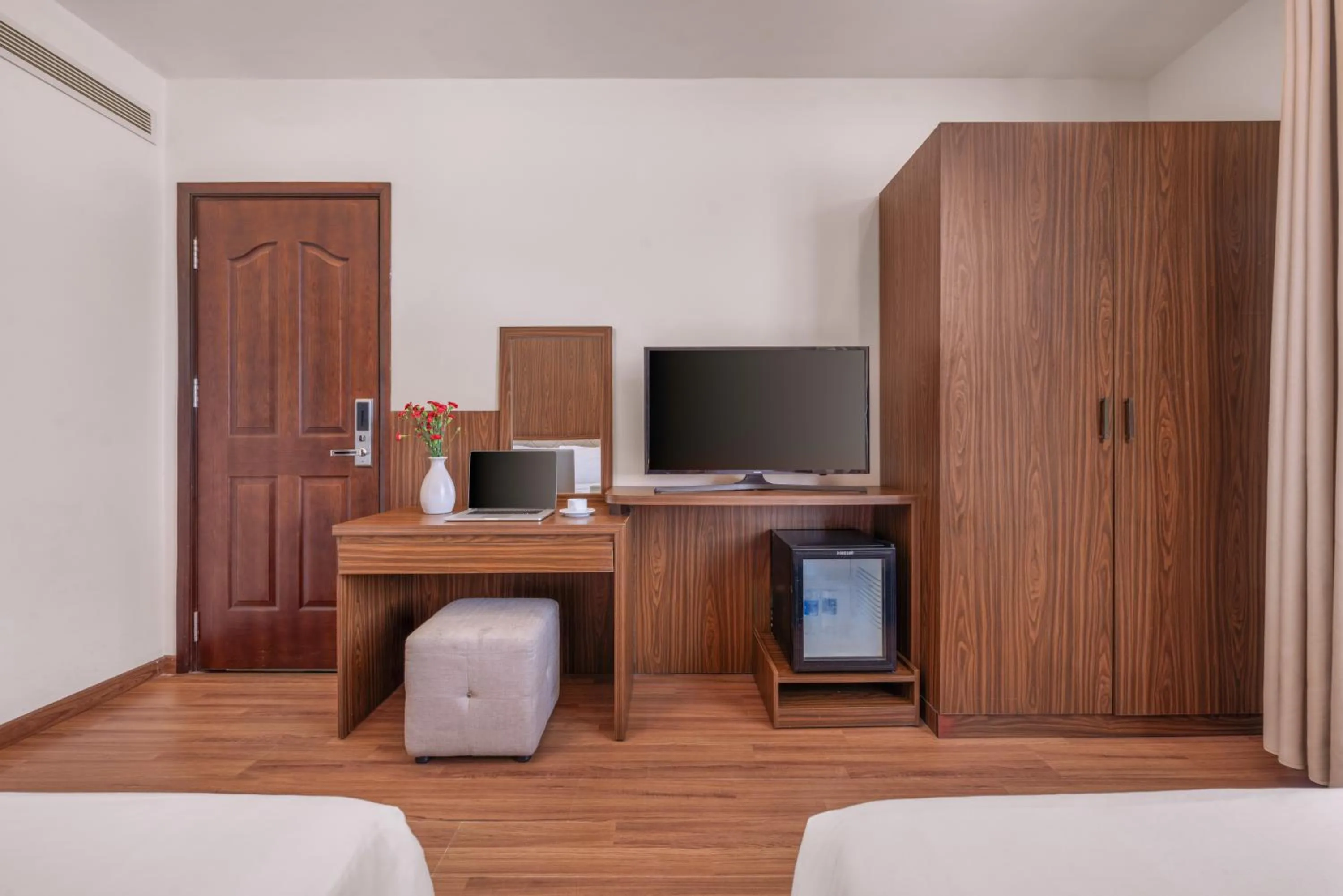 furniture in De Lamour Hotel Da Nang