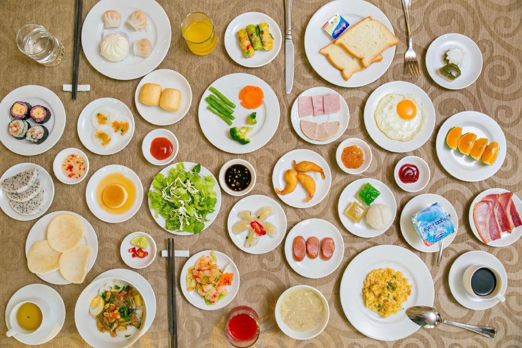 Meals in De Lamour Hotel Da Nang