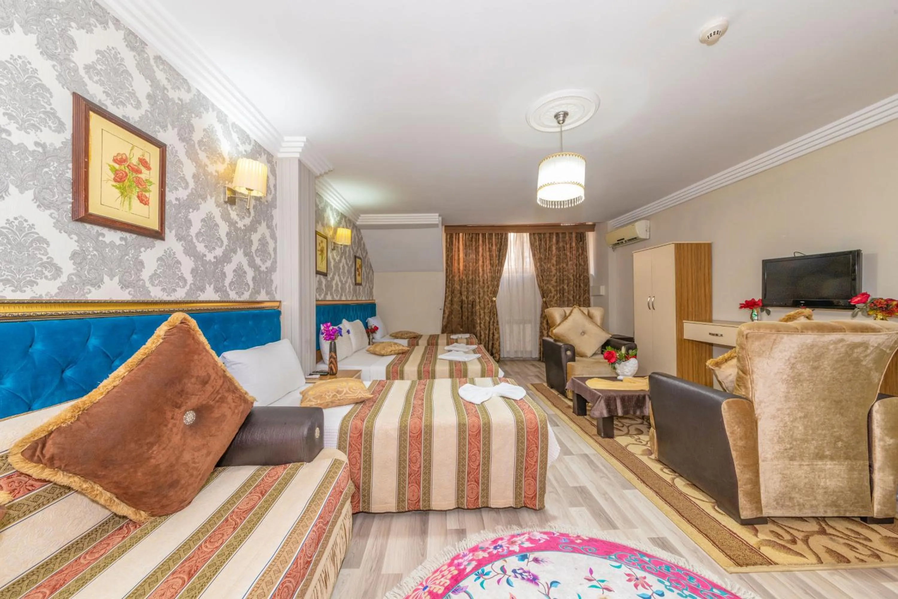 Bed in Ista Palace Hotel