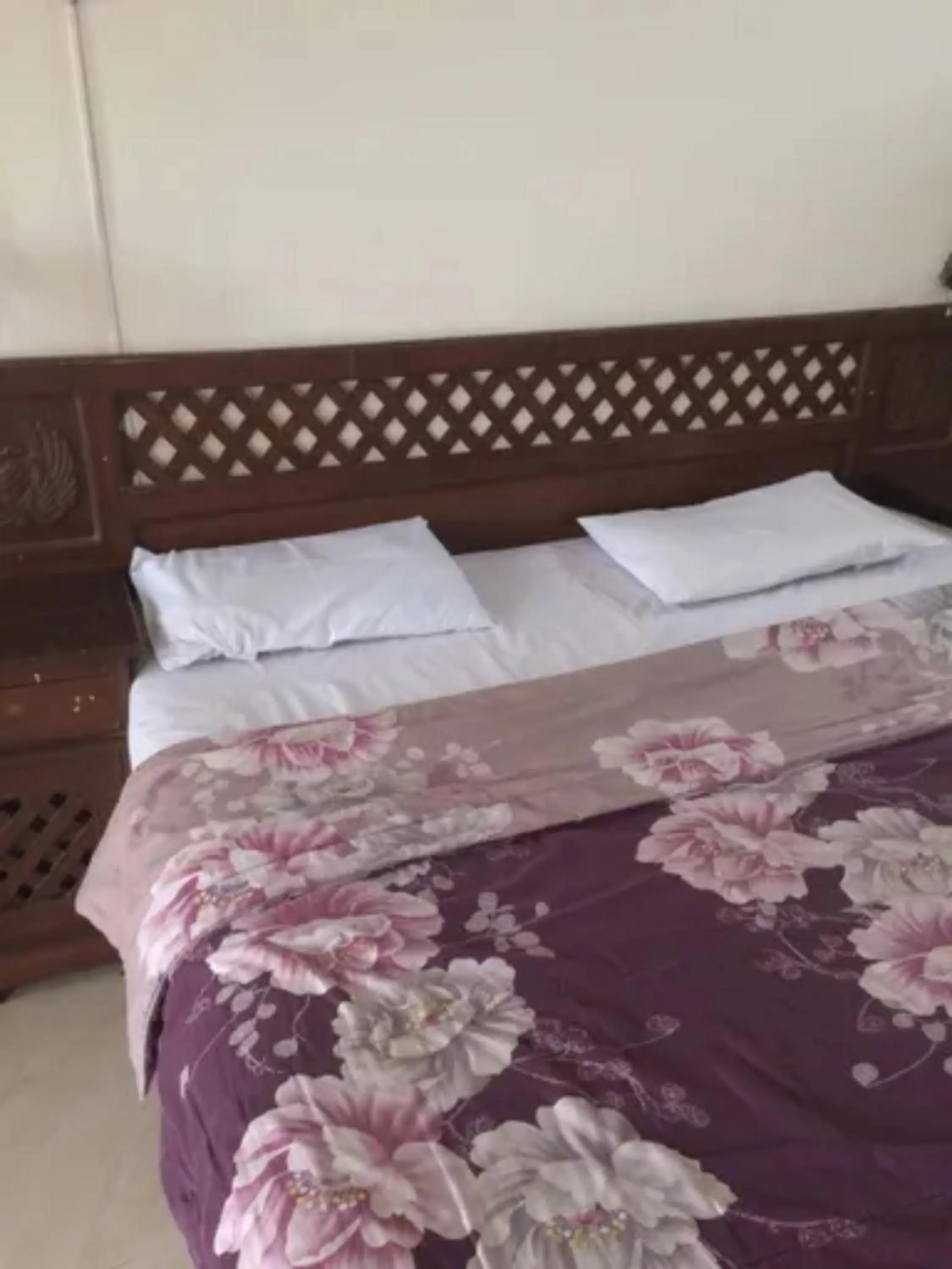 Bed in Hotel Laweyan Solo
