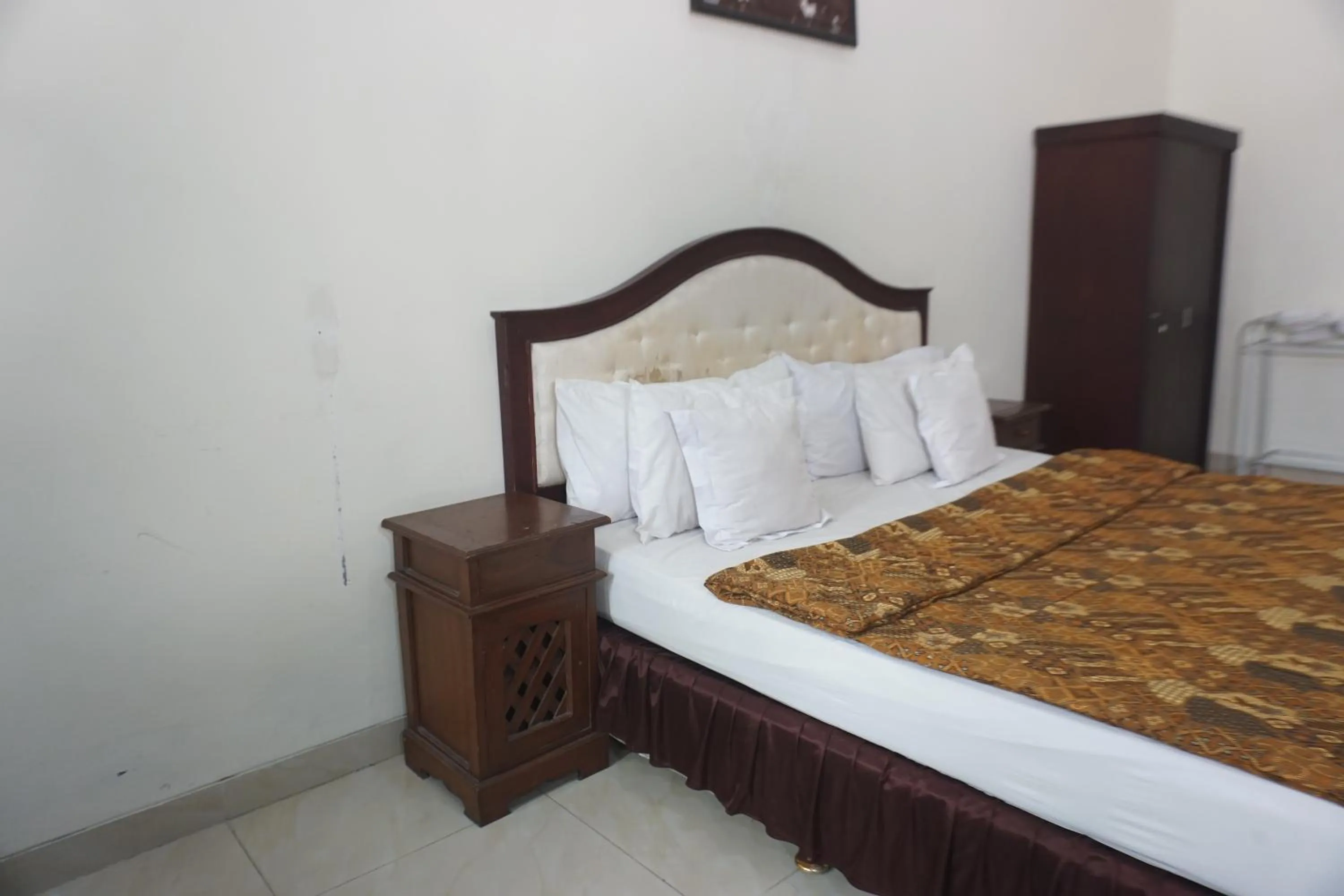 Bed in Hotel Laweyan Solo