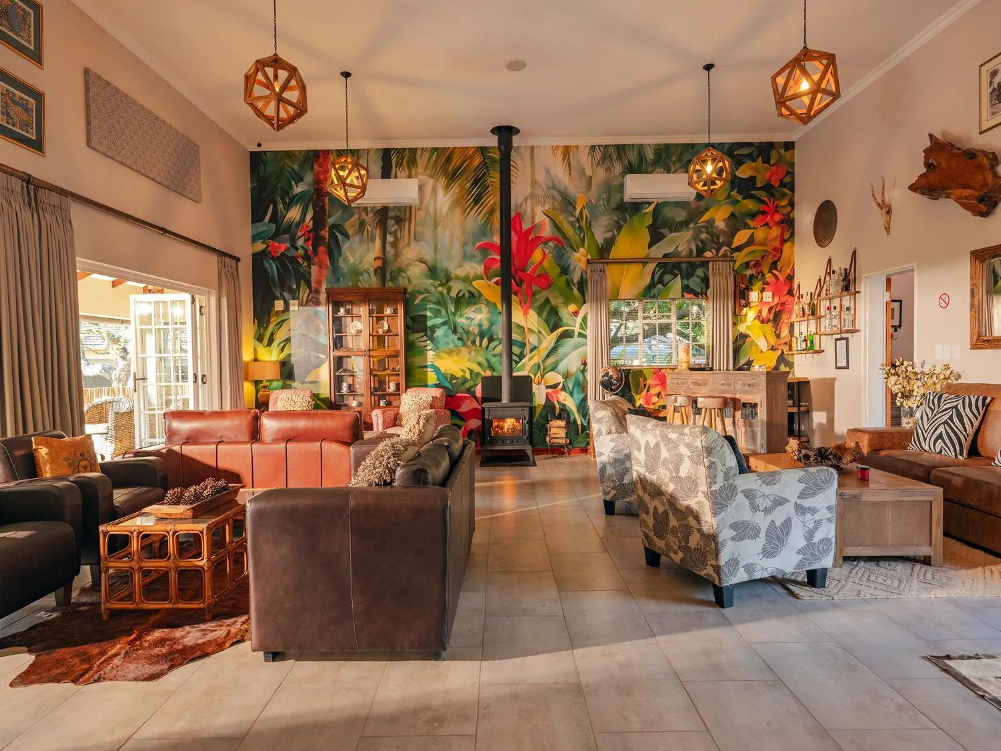 Lounge or bar in Monkey Thorn Lodge & Wellness Spa - Adults Only