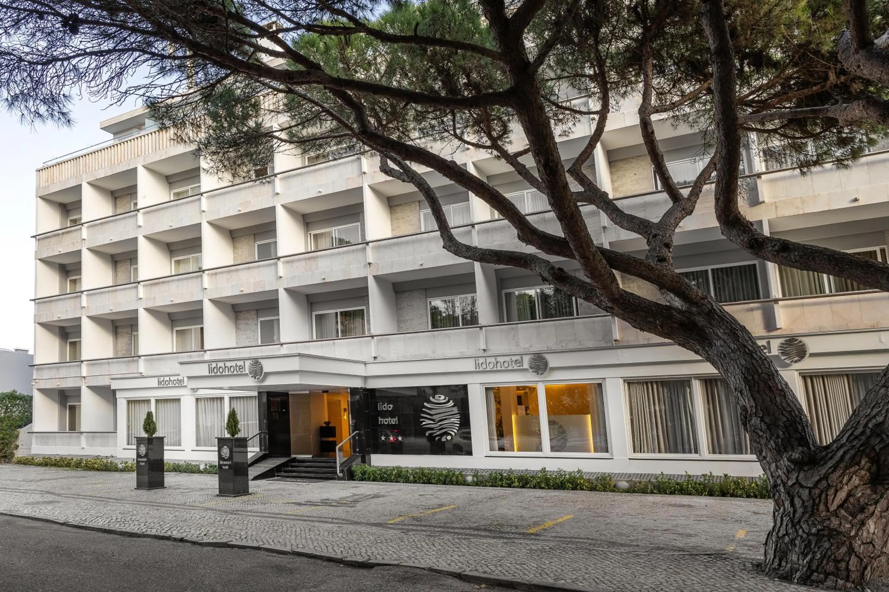 Property building in Hotel Lido