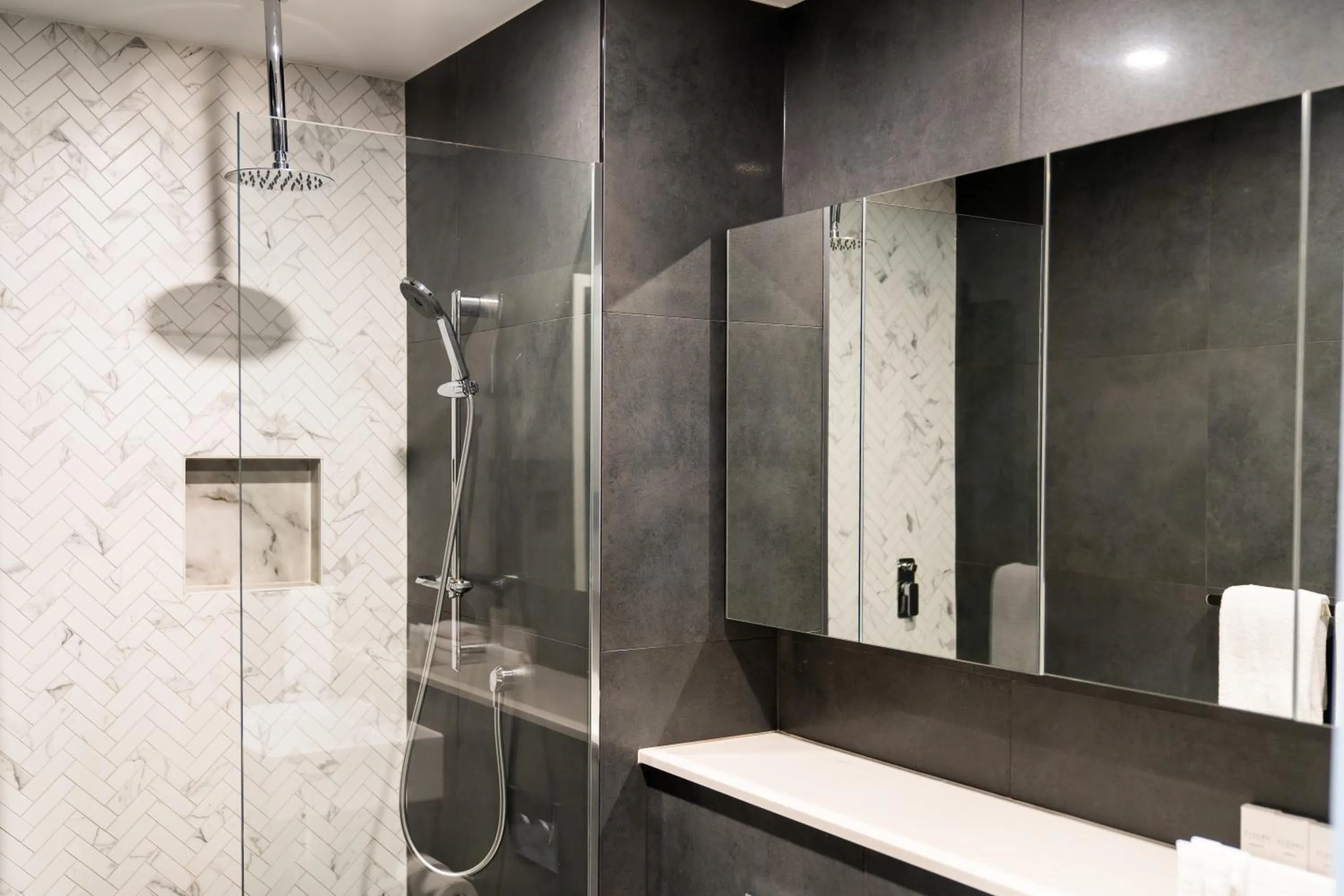 Bathroom in Gladius Hotel & Suites-Parramatta Marsden Street