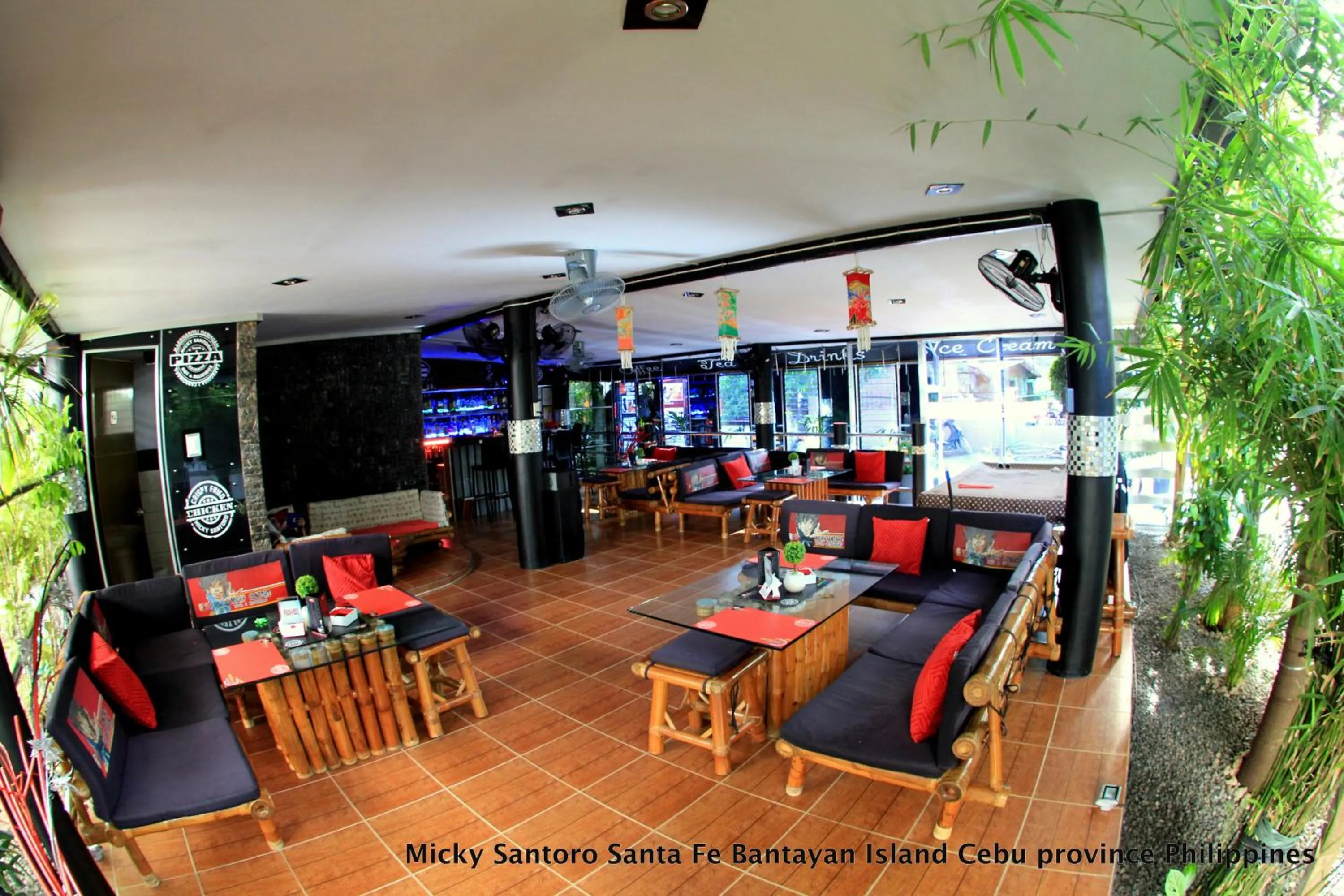 Micky Santoro Hotel & Restaurant