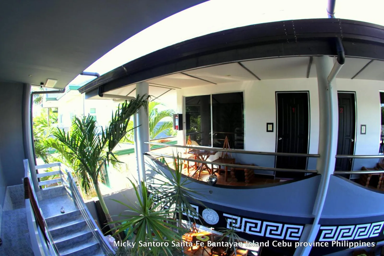 Micky Santoro Hotel & Restaurant