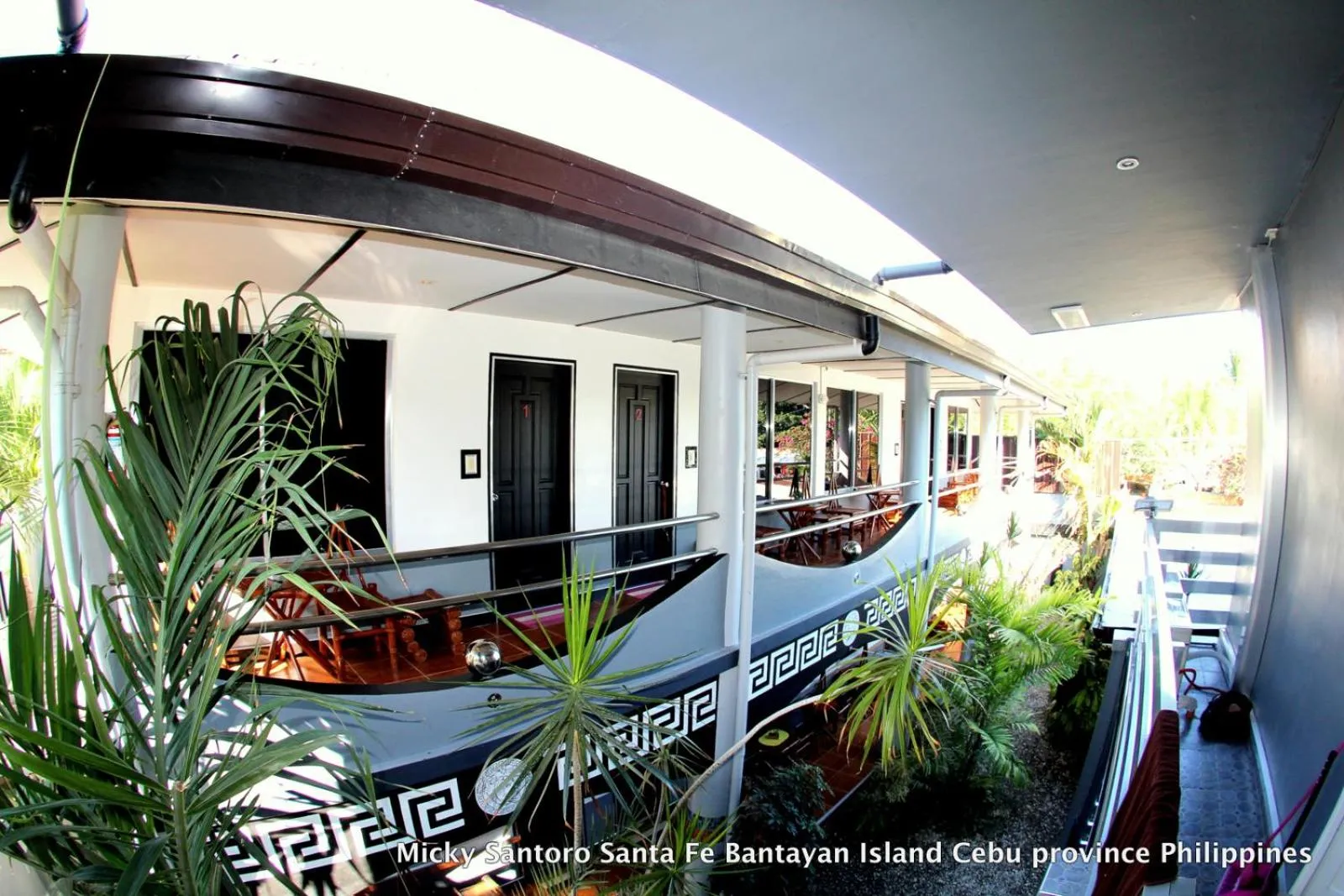 Micky Santoro Hotel & Restaurant