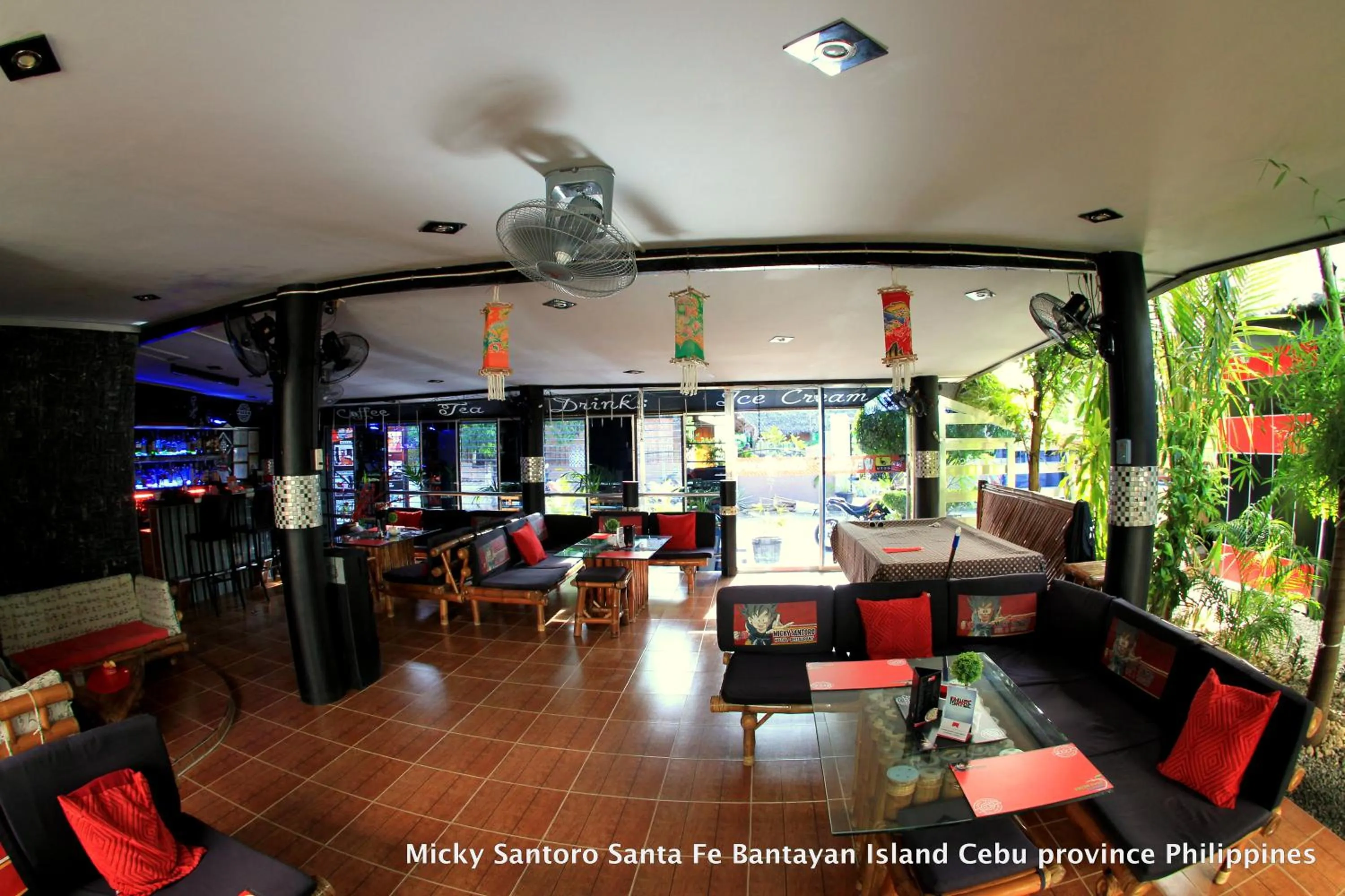 Micky Santoro Hotel & Restaurant