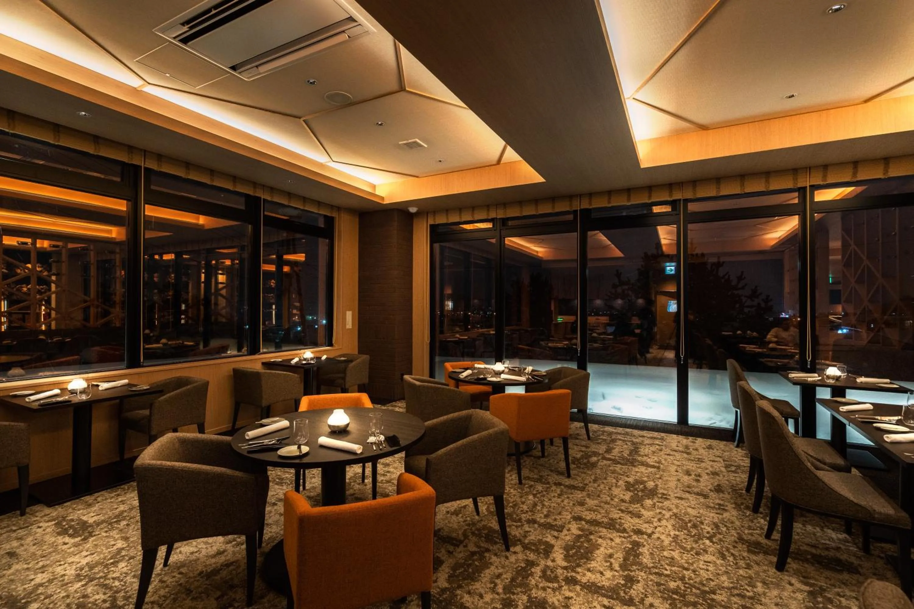 Restaurant/places to eat in Winery Hotel and Condominium HITOHANA