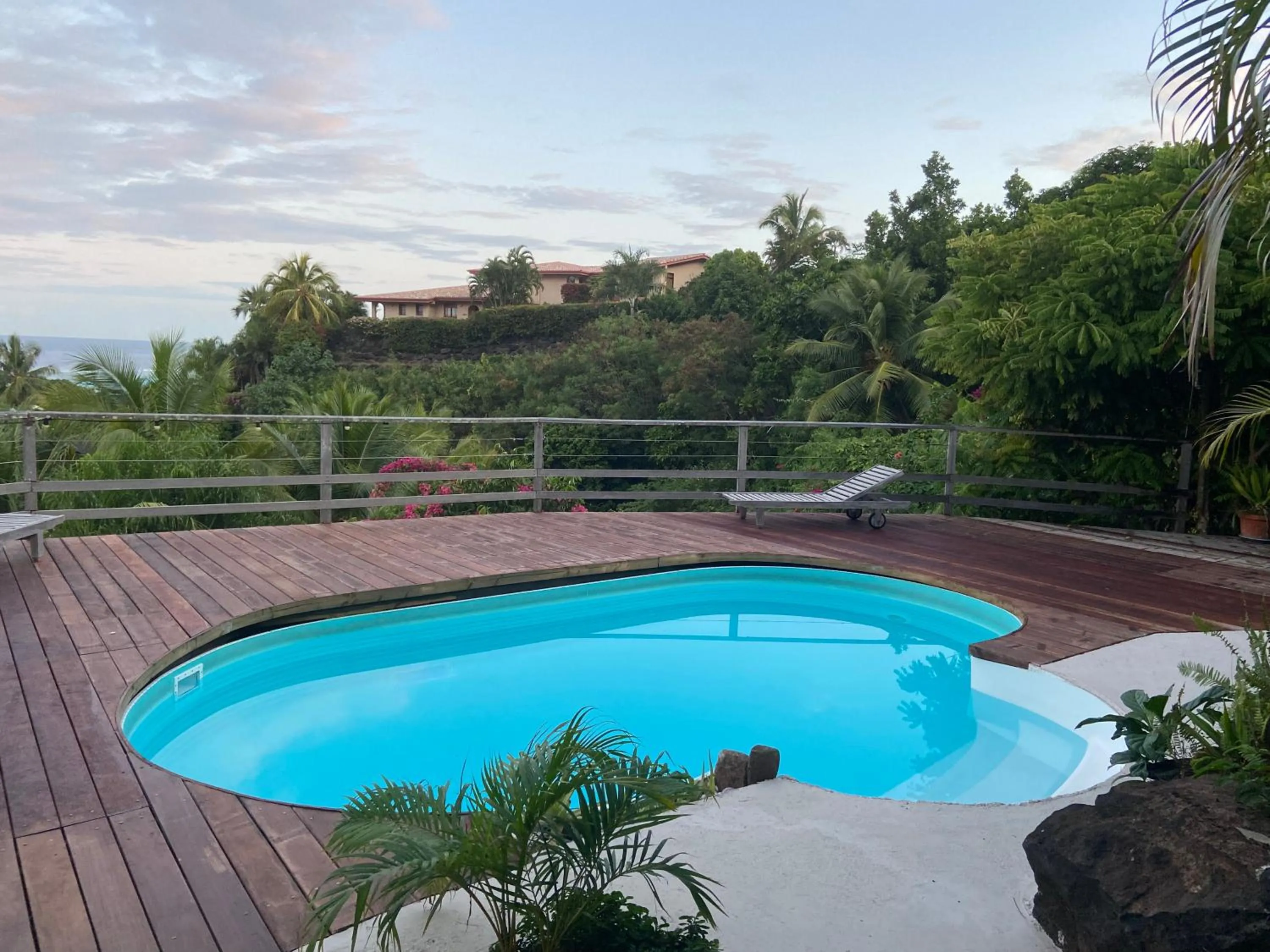 Moorea Happy Bungalow