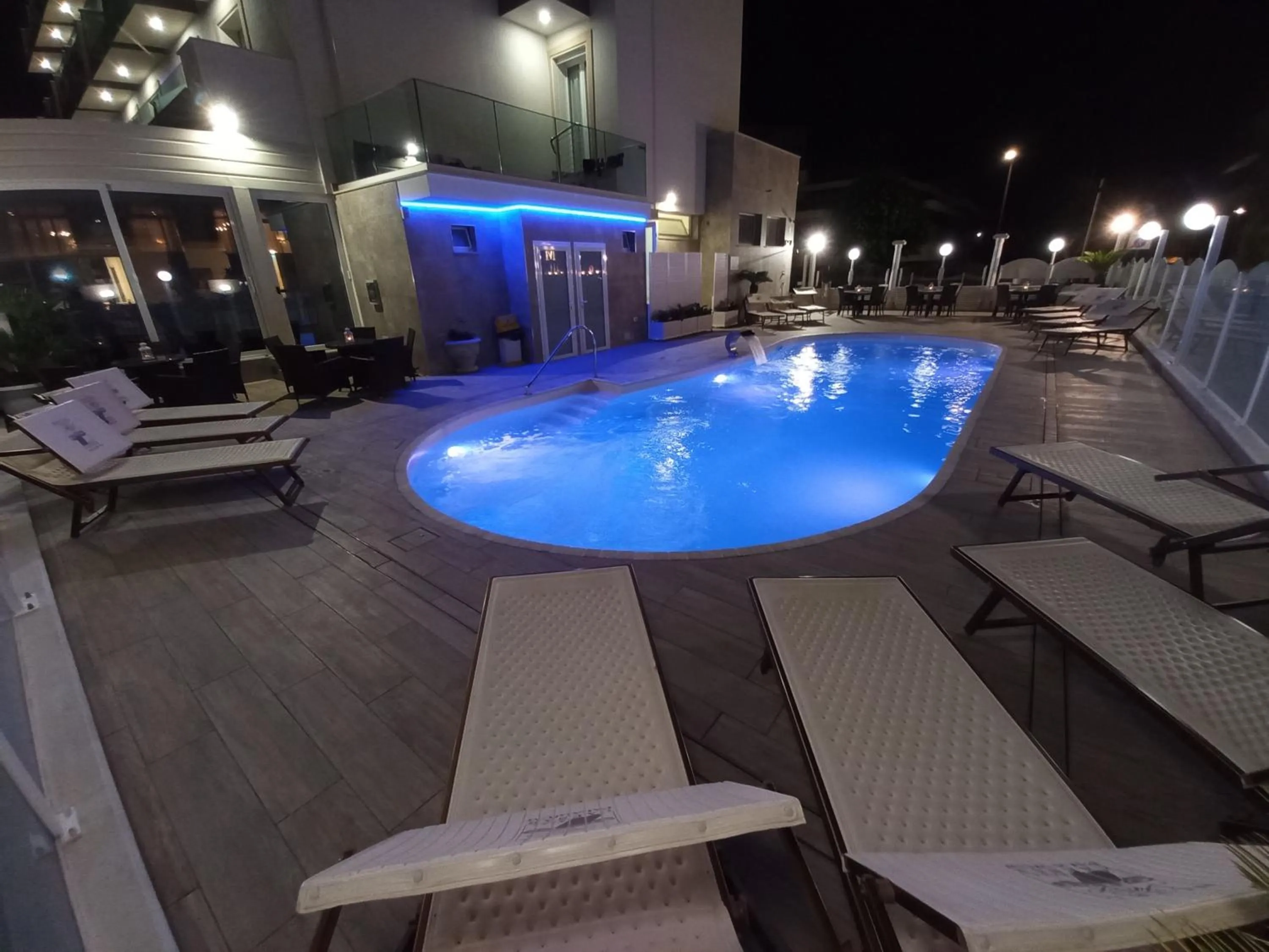 Swimming pool in Hotel Caesar Paladium