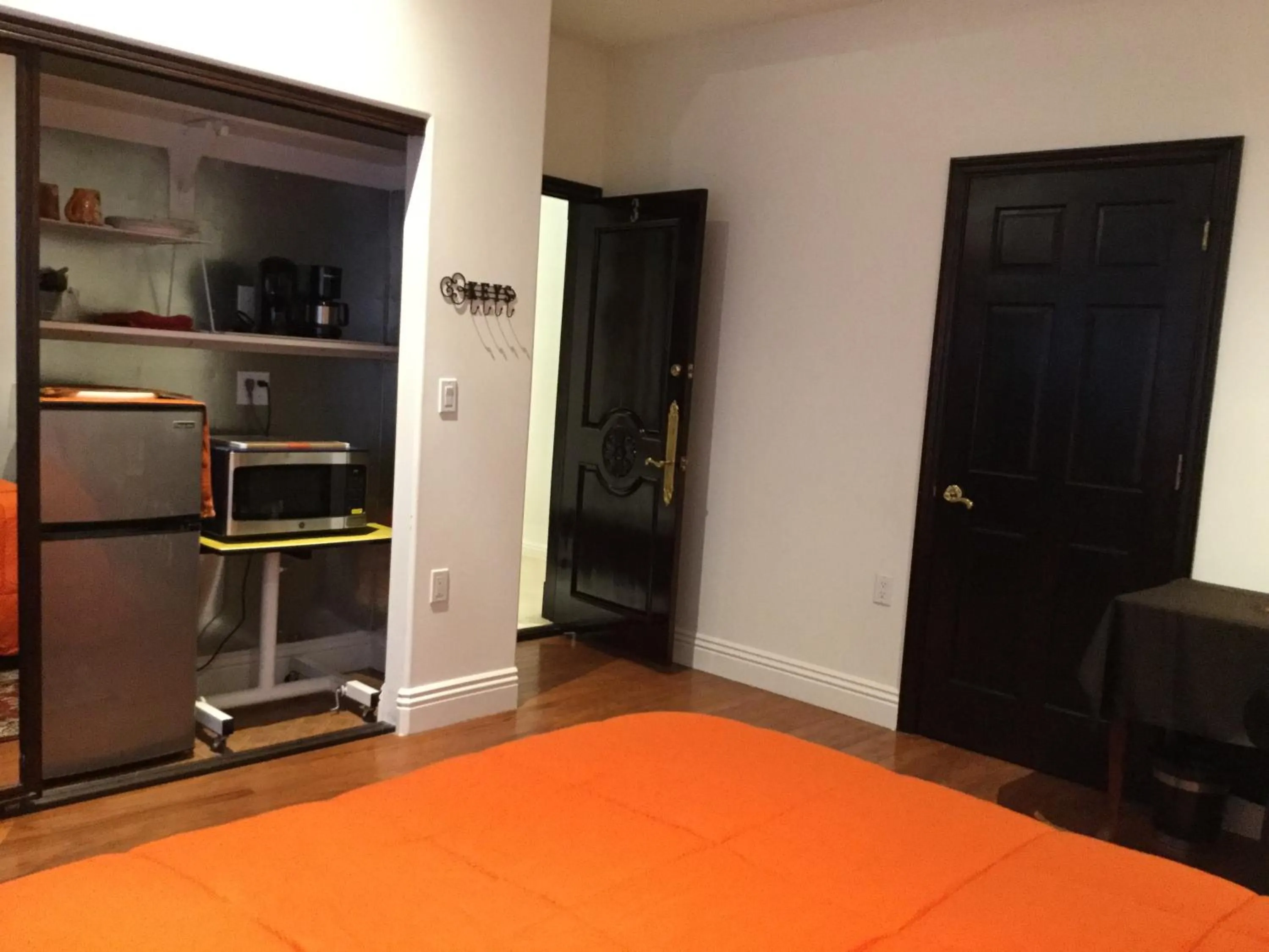 Kitchen or kitchenette in Entire Second Flr - Santa Monica Luxury Roman Villa