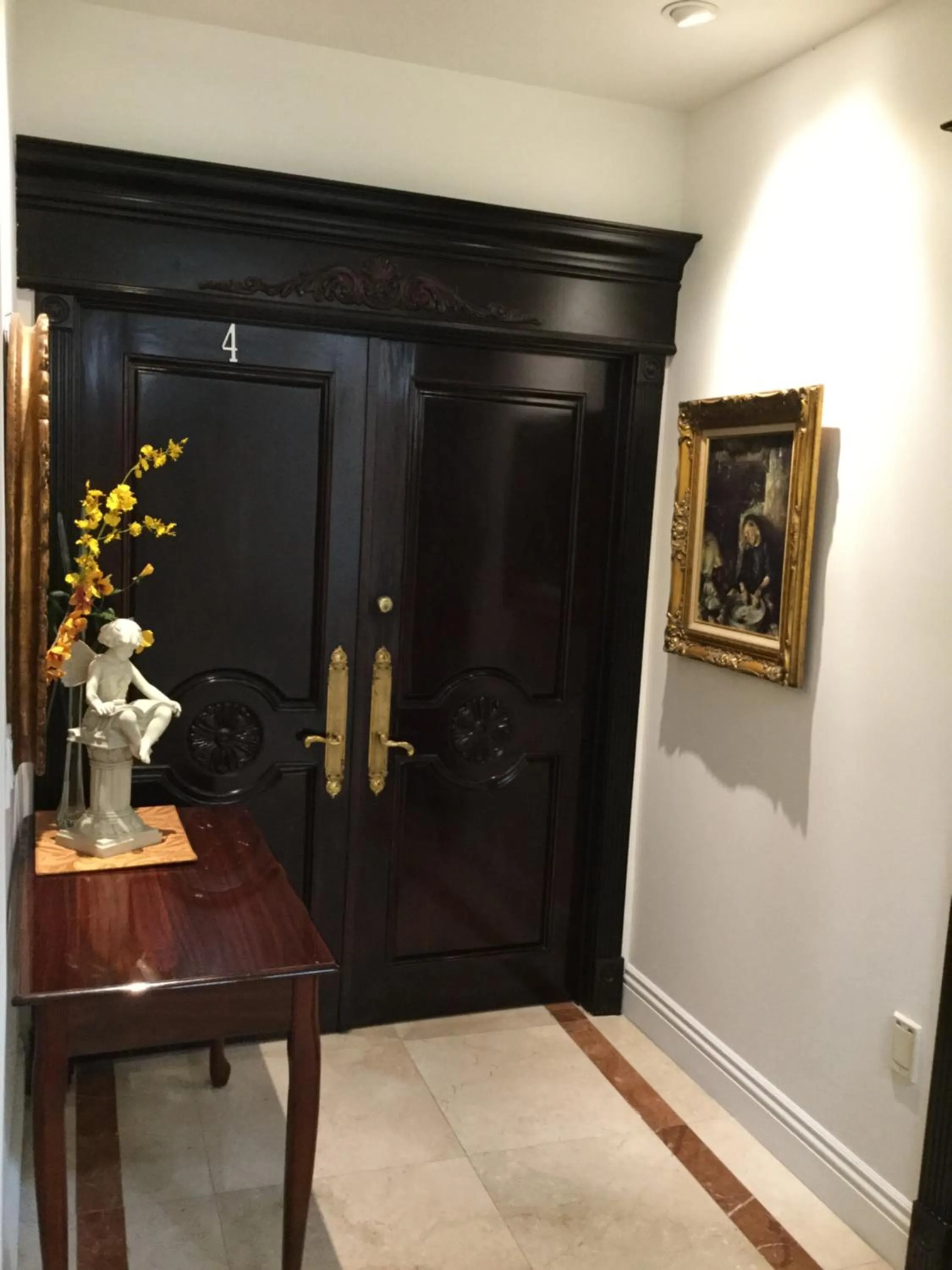 Entire Second Flr - Santa Monica Luxury Roman Villa