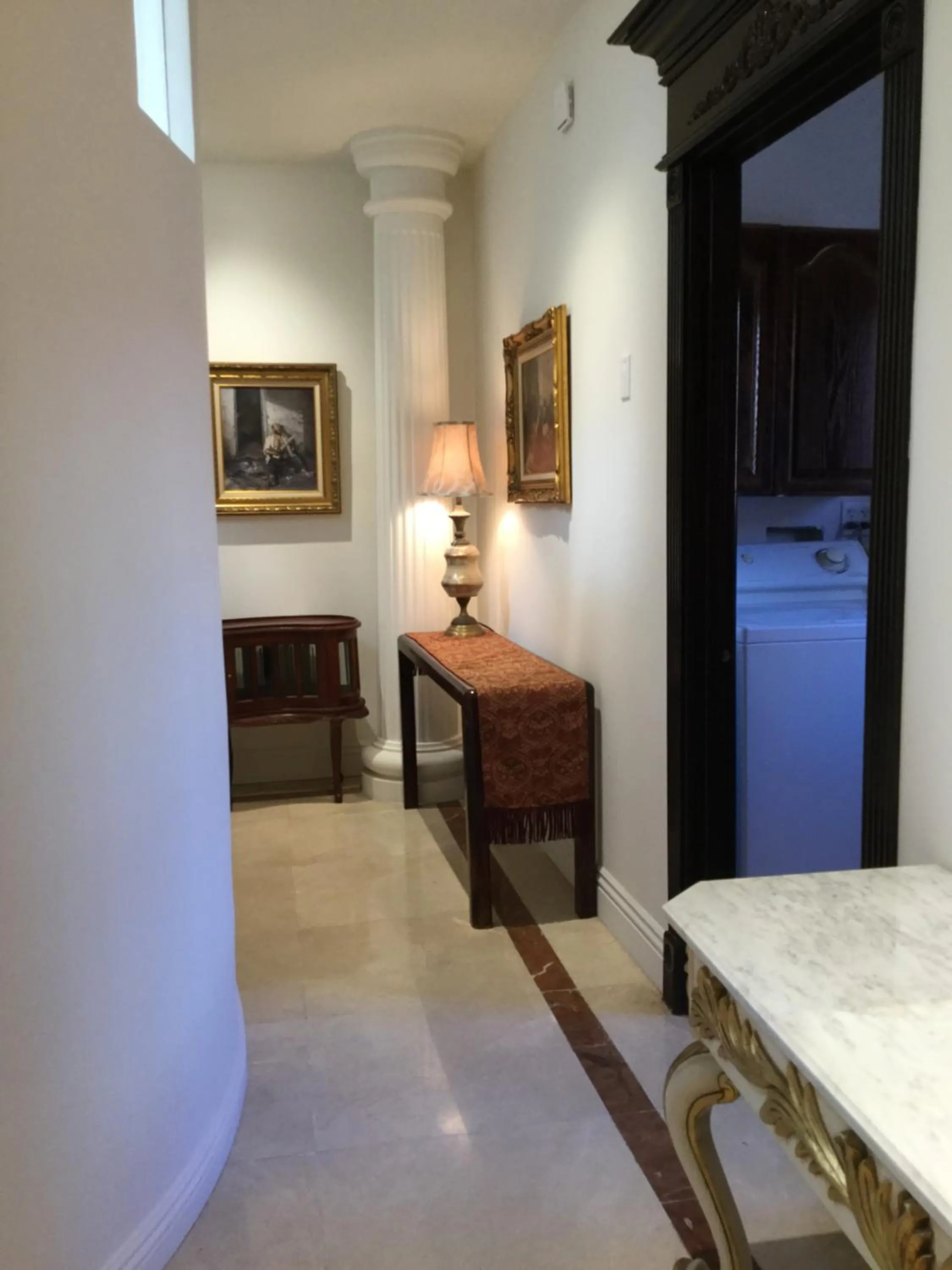 Entire Second Flr - Santa Monica Luxury Roman Villa