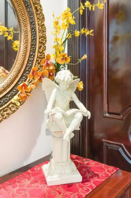 Entire Second Flr - Santa Monica Luxury Roman Villa