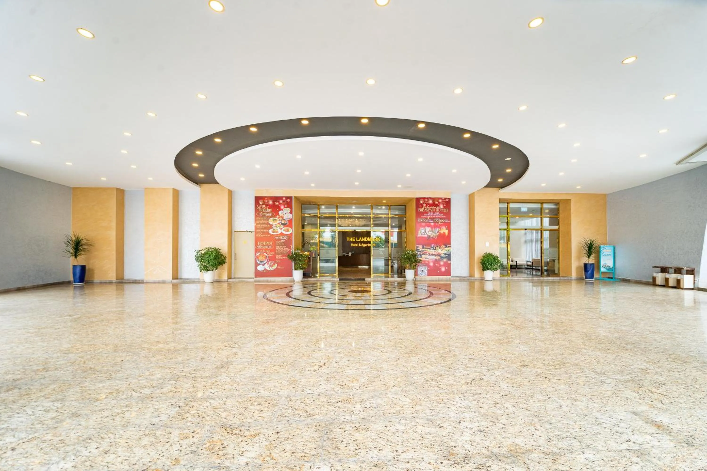 Lobby or reception in DIC Star Landmark