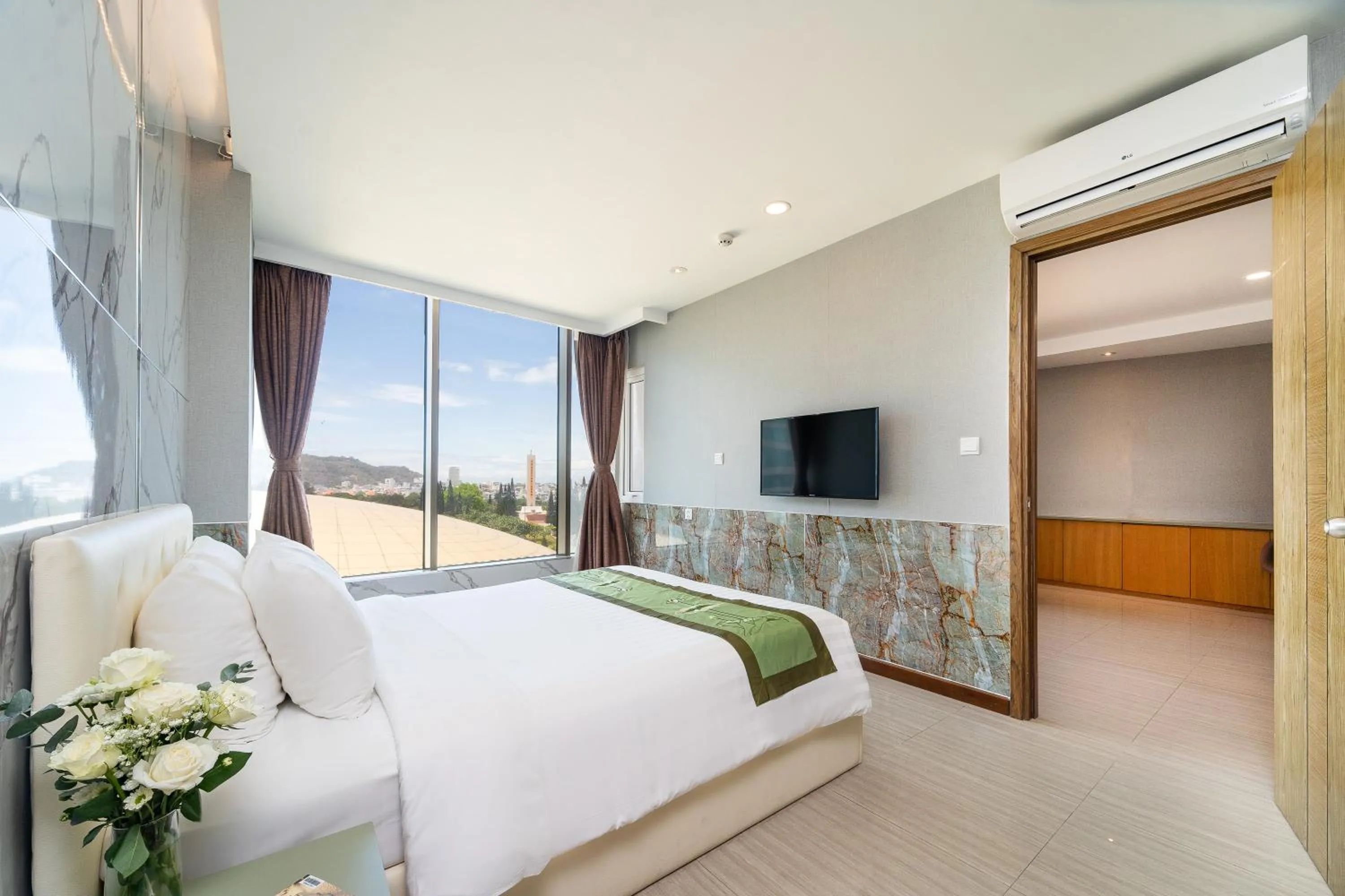 Bed in DIC Star Landmark