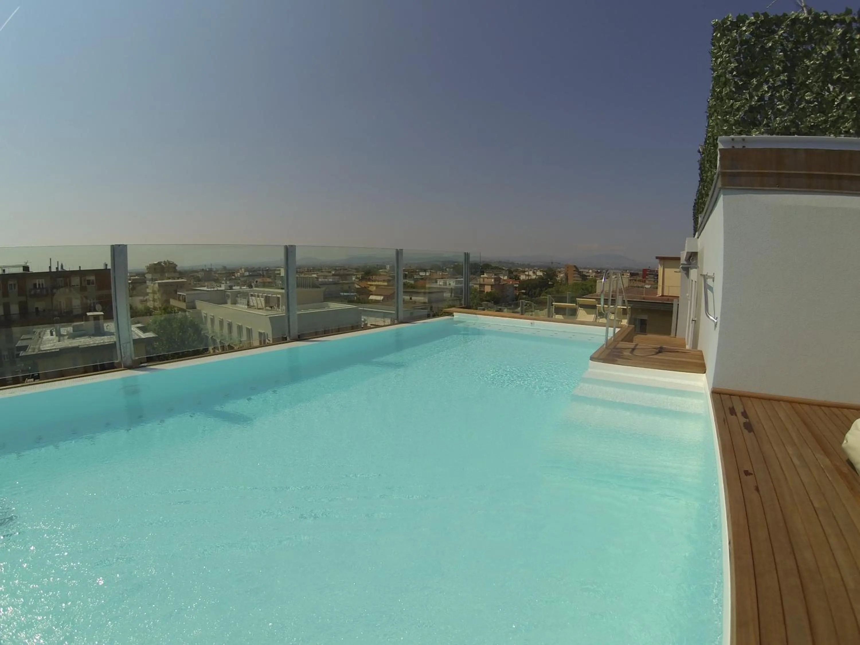 Swimming pool in Hotel City