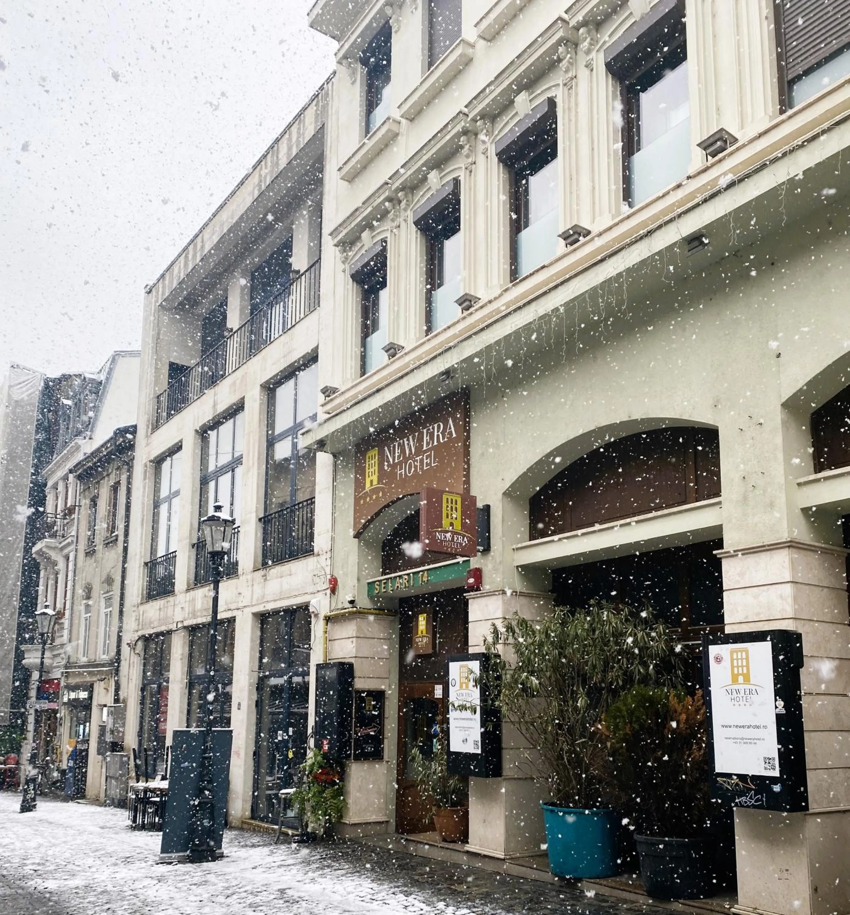 Facade/entrance in New Era Hotel Old Town Party Zone Bucharest- parking with fee nearby - NOT at the hotel !