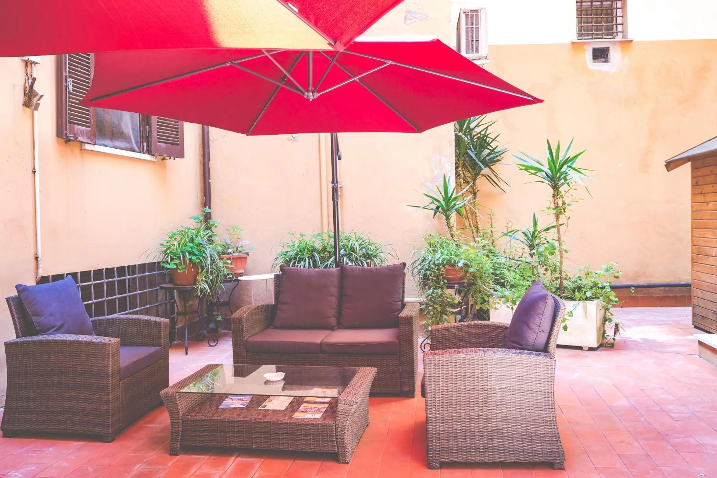 Patio in Gh Trevi Fountain