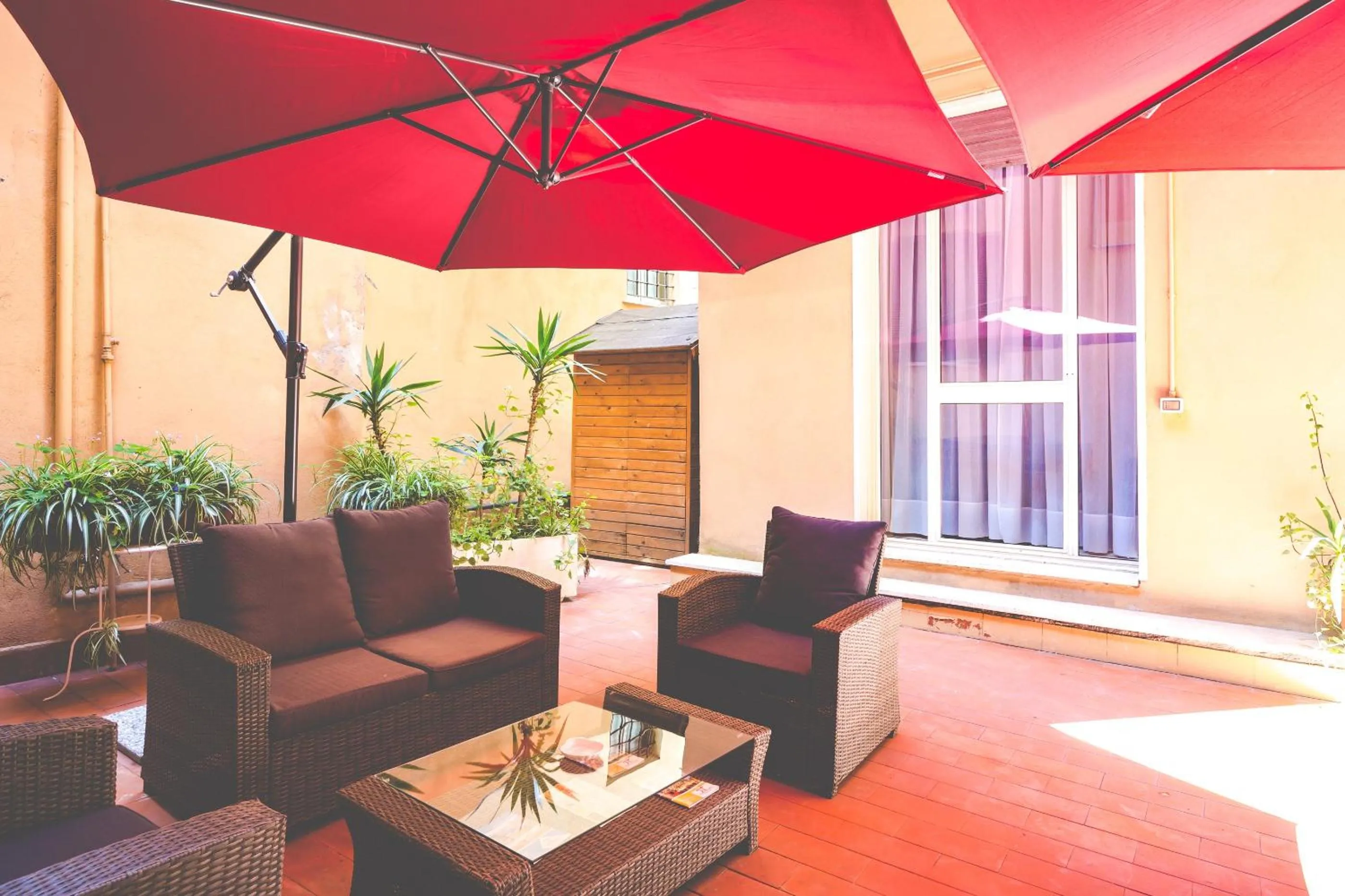 Patio in Gh Trevi Fountain