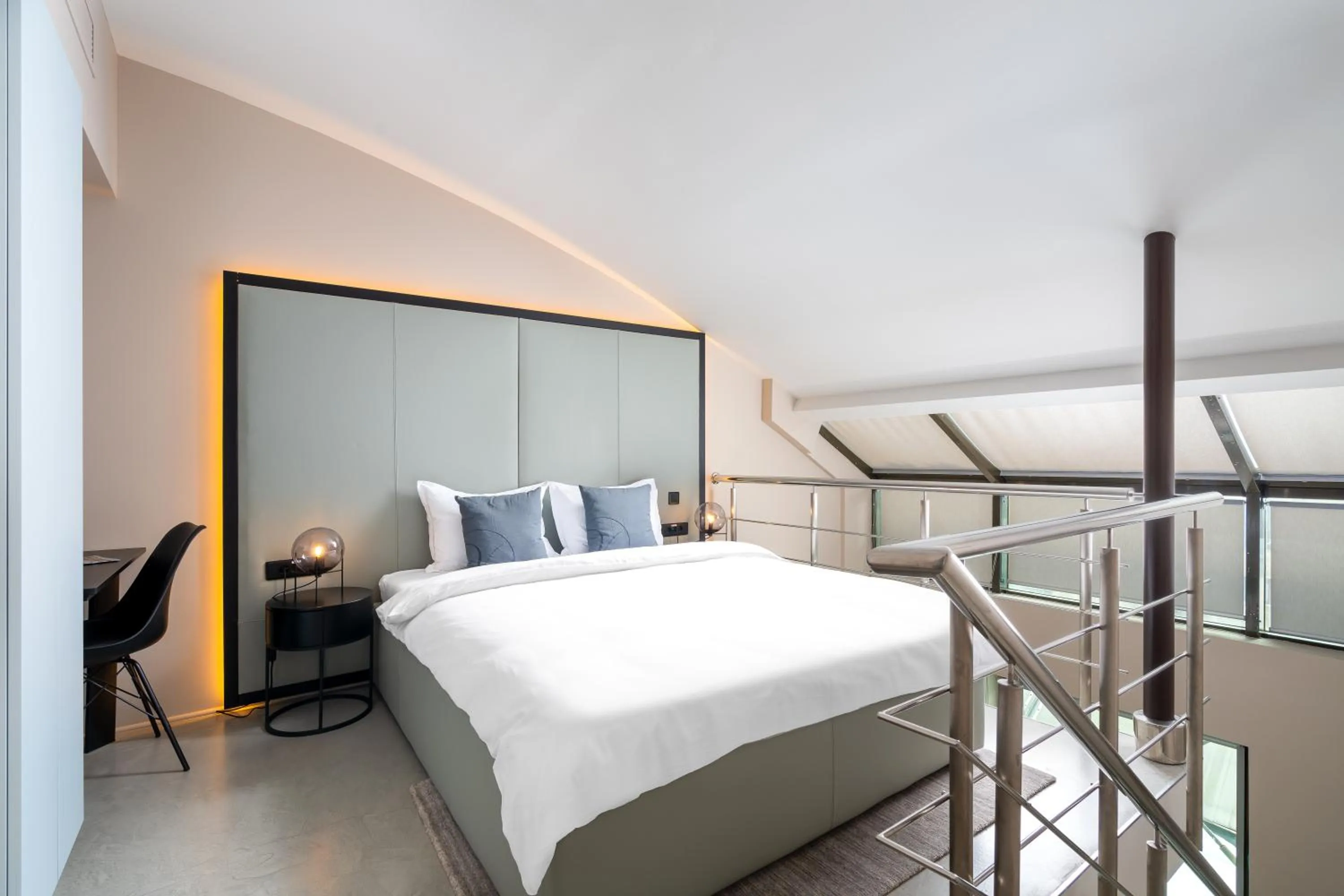 Bed in VISIONAPARTMENTS Bucharest - contactless check-in