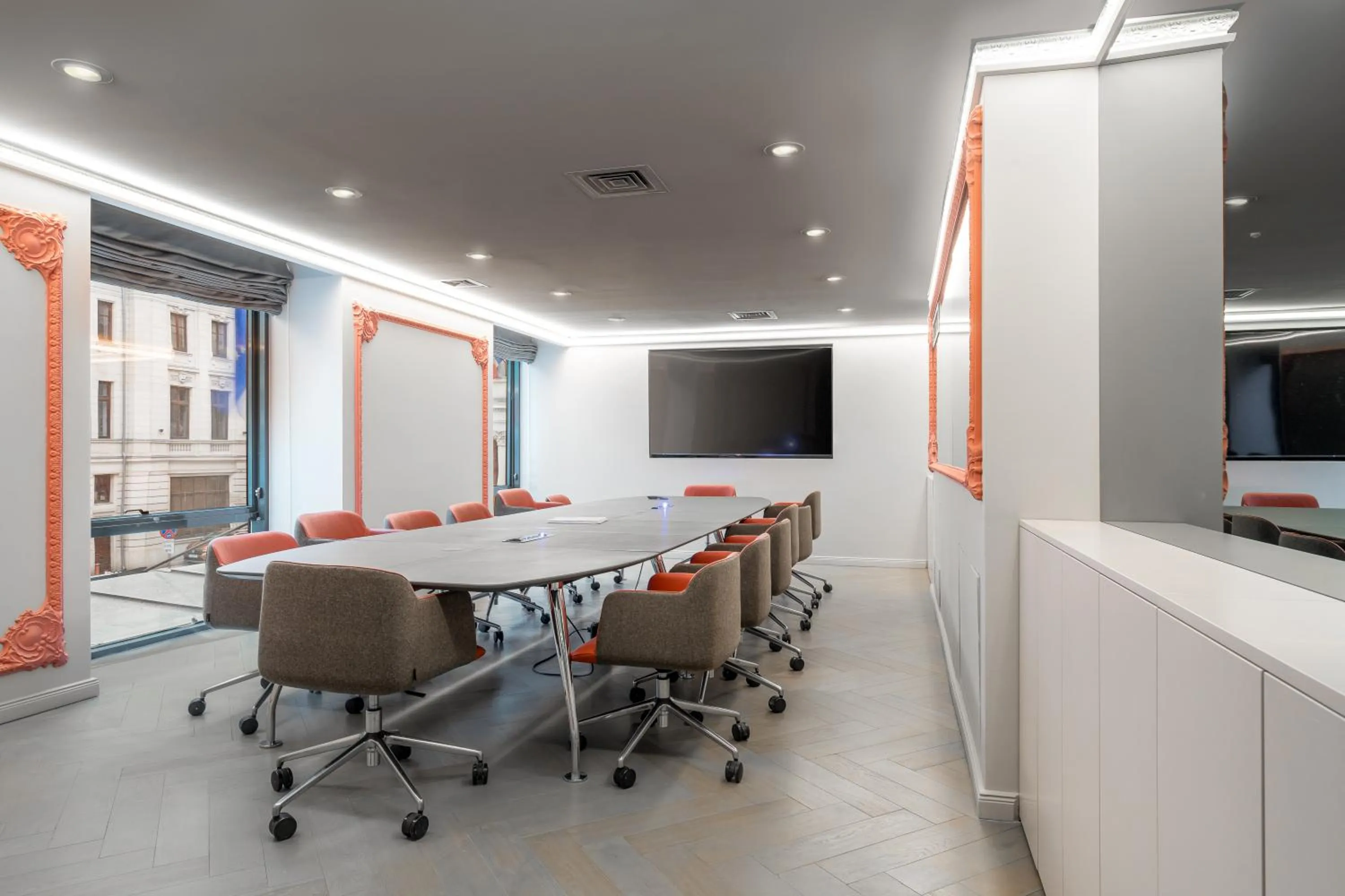 Business facilities in VISIONAPARTMENTS Bucharest - contactless check-in