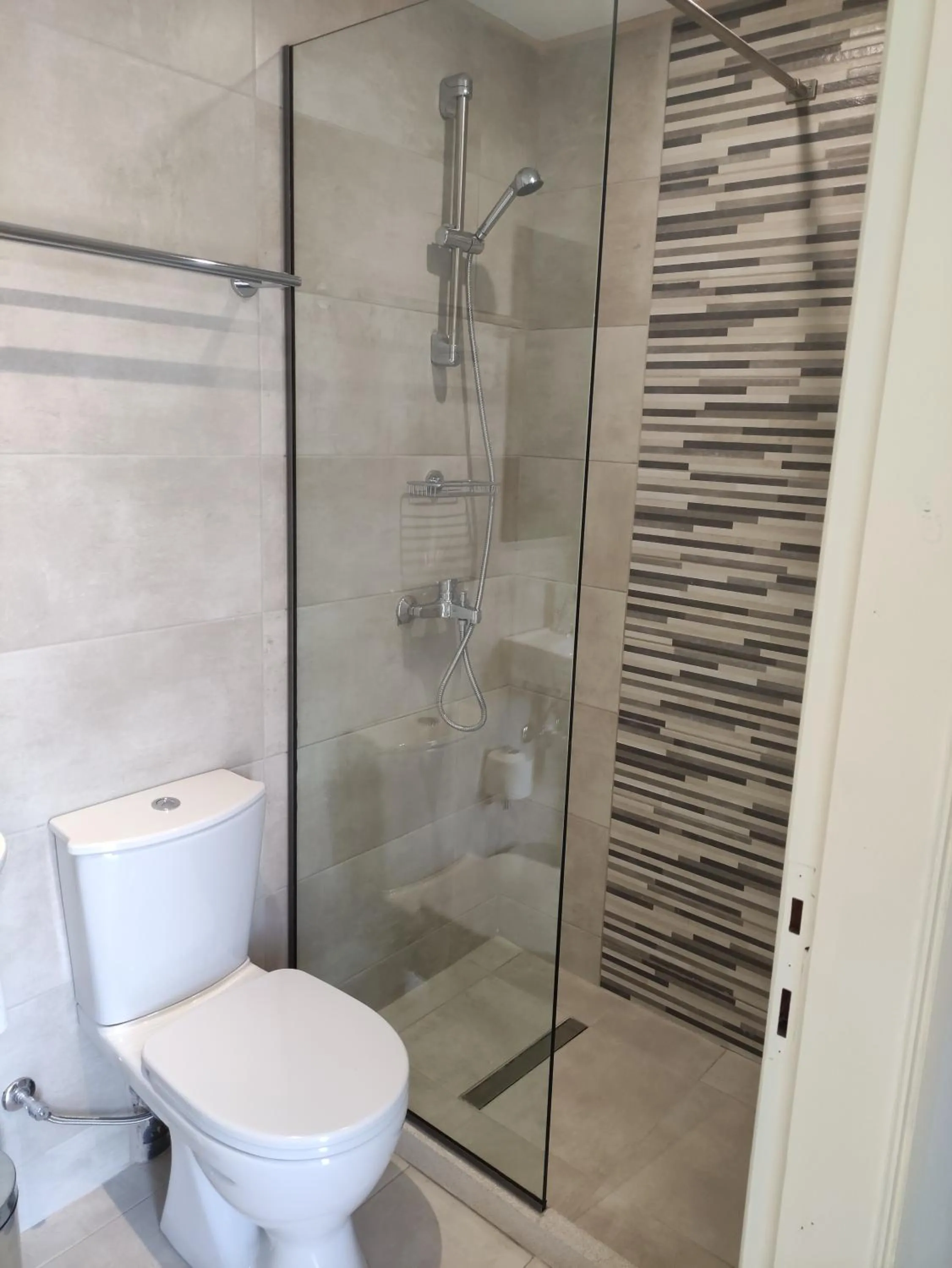 Bathroom in Gardelis Gardens