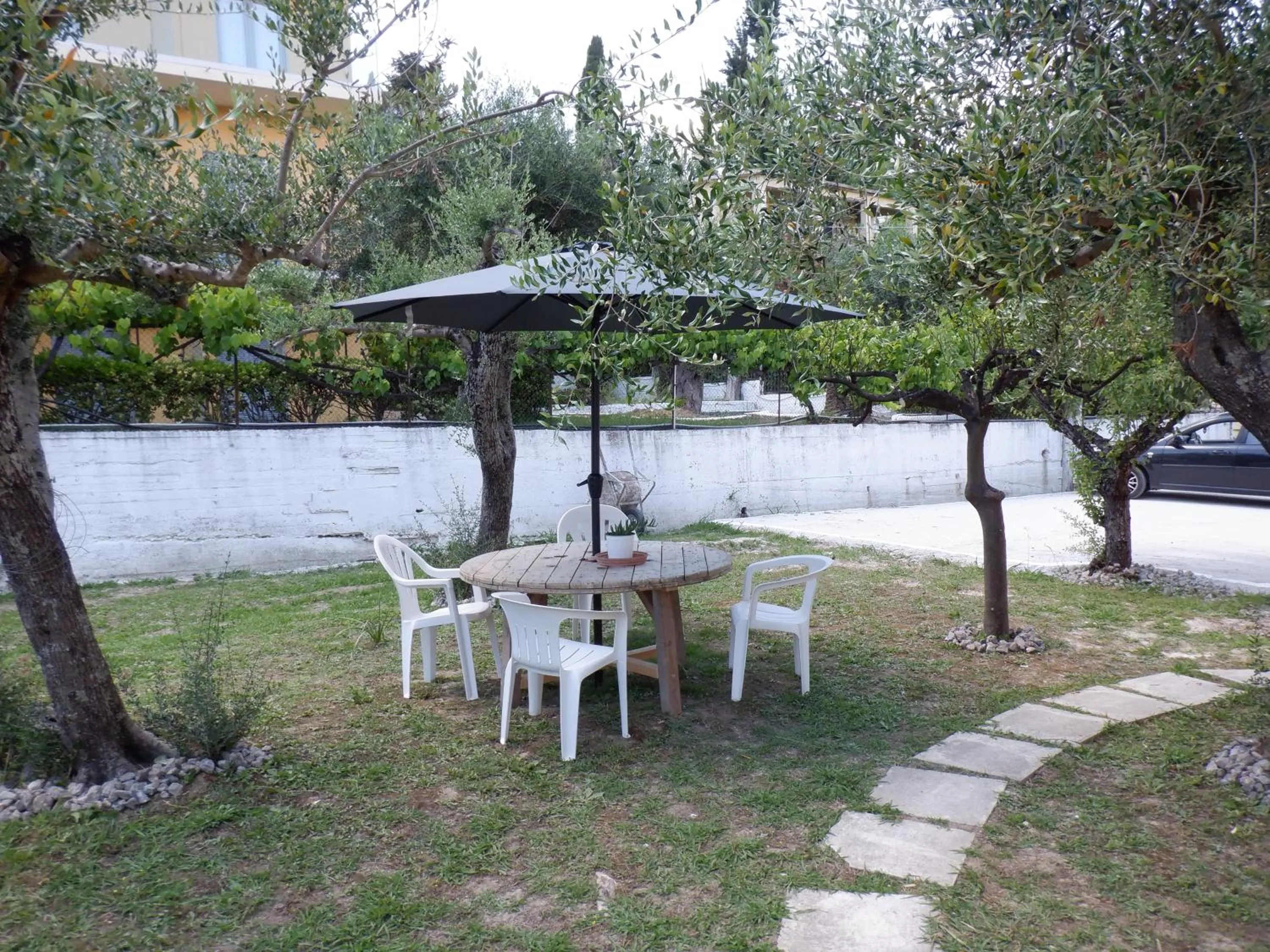 Garden in Gardelis Gardens