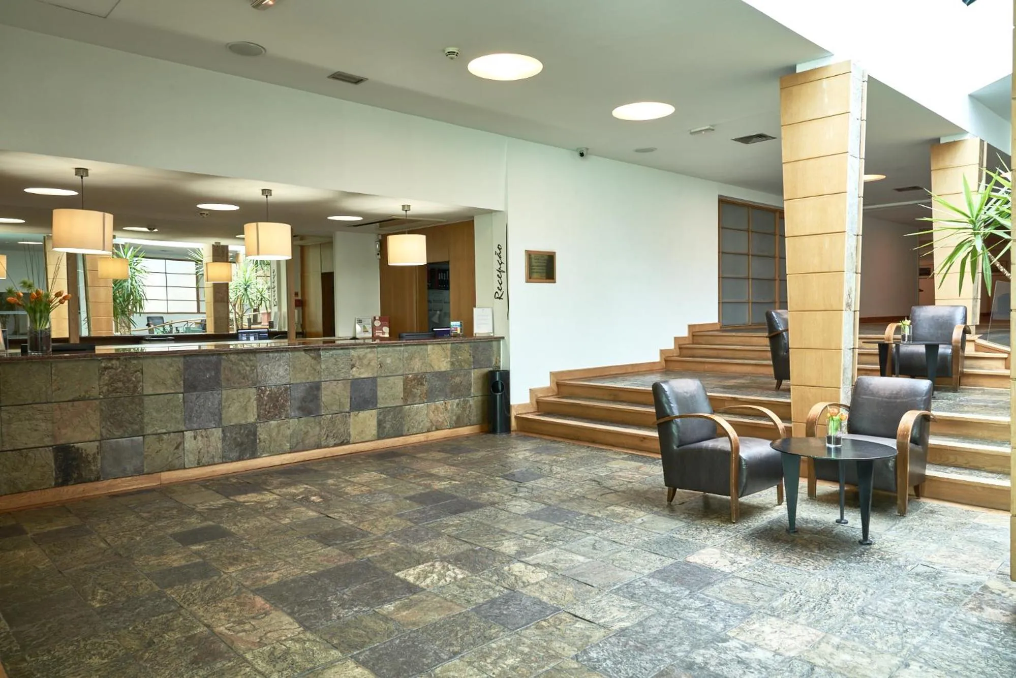 Lobby or reception in Leziria Parque Hotel